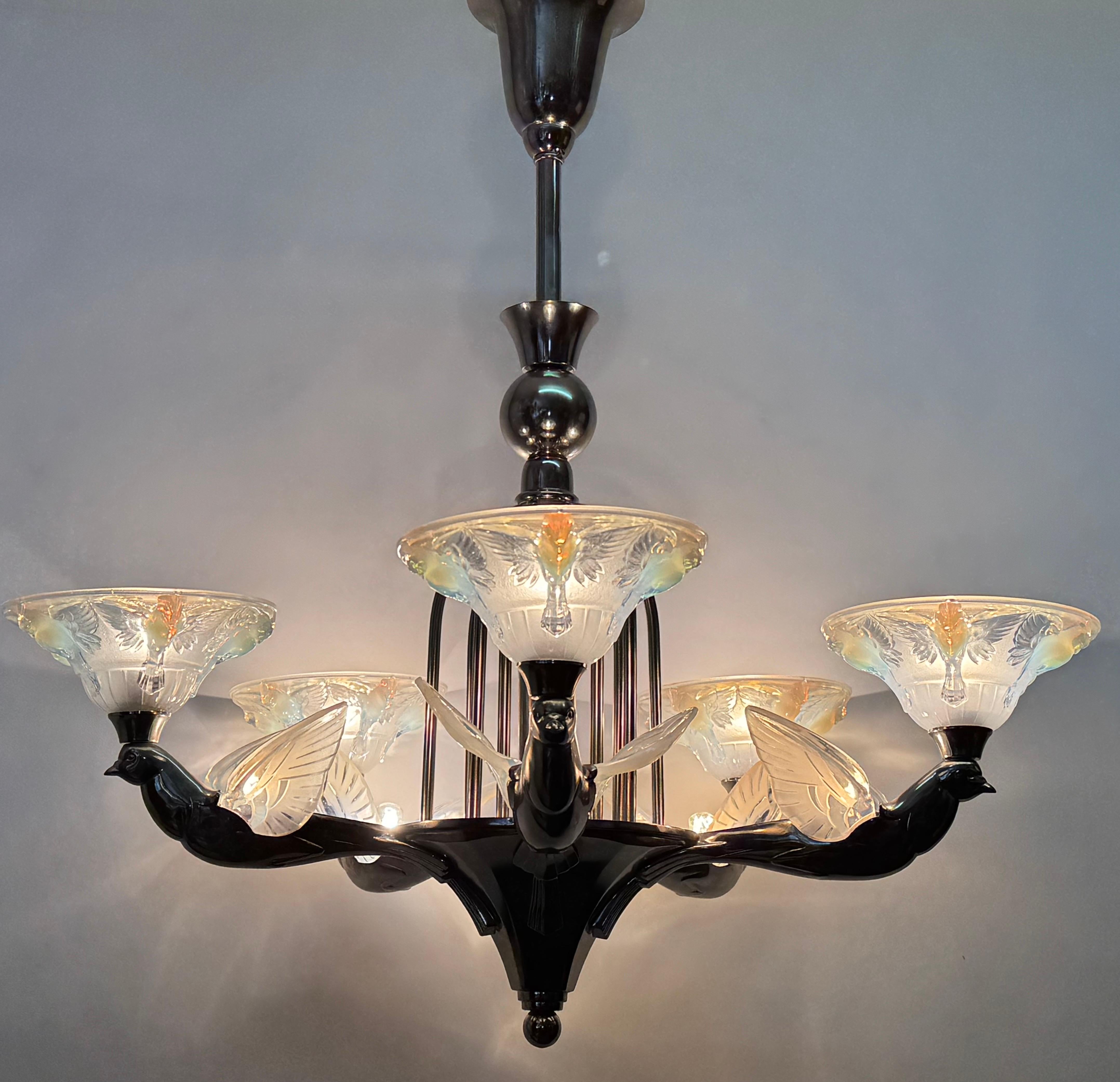Rare Art Deco Birds Chandelier by Jean Boris Lacroix, France, circa 1930s For Sale 5