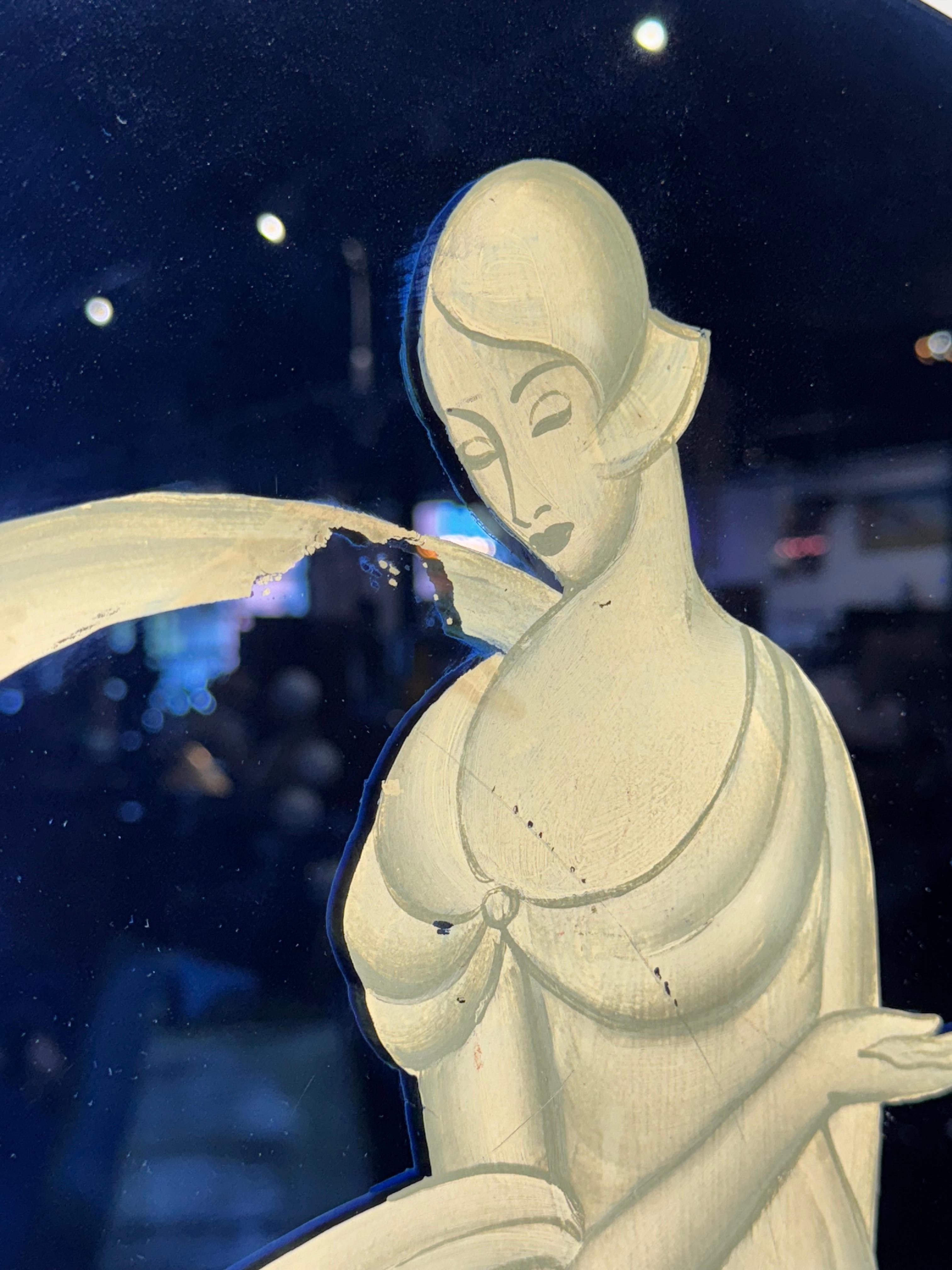 Art Déco Raro esemplare di Art Deco in vetro blu e dipinto di donna glamour stilizzata con cane in vendita