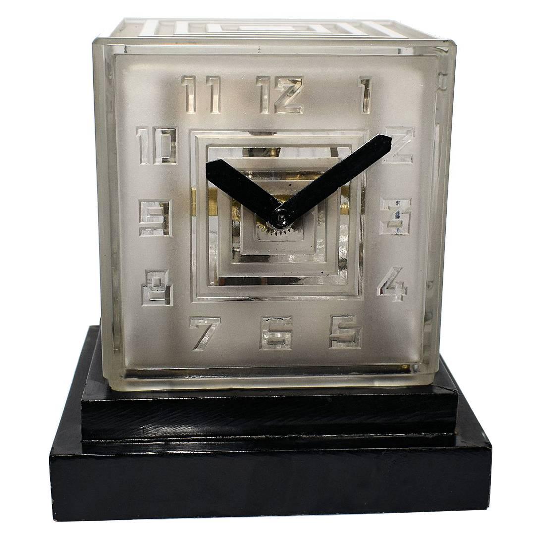 Rare Art Deco Bulle Glass Clock, Signed  P.M.Favre, 1930s