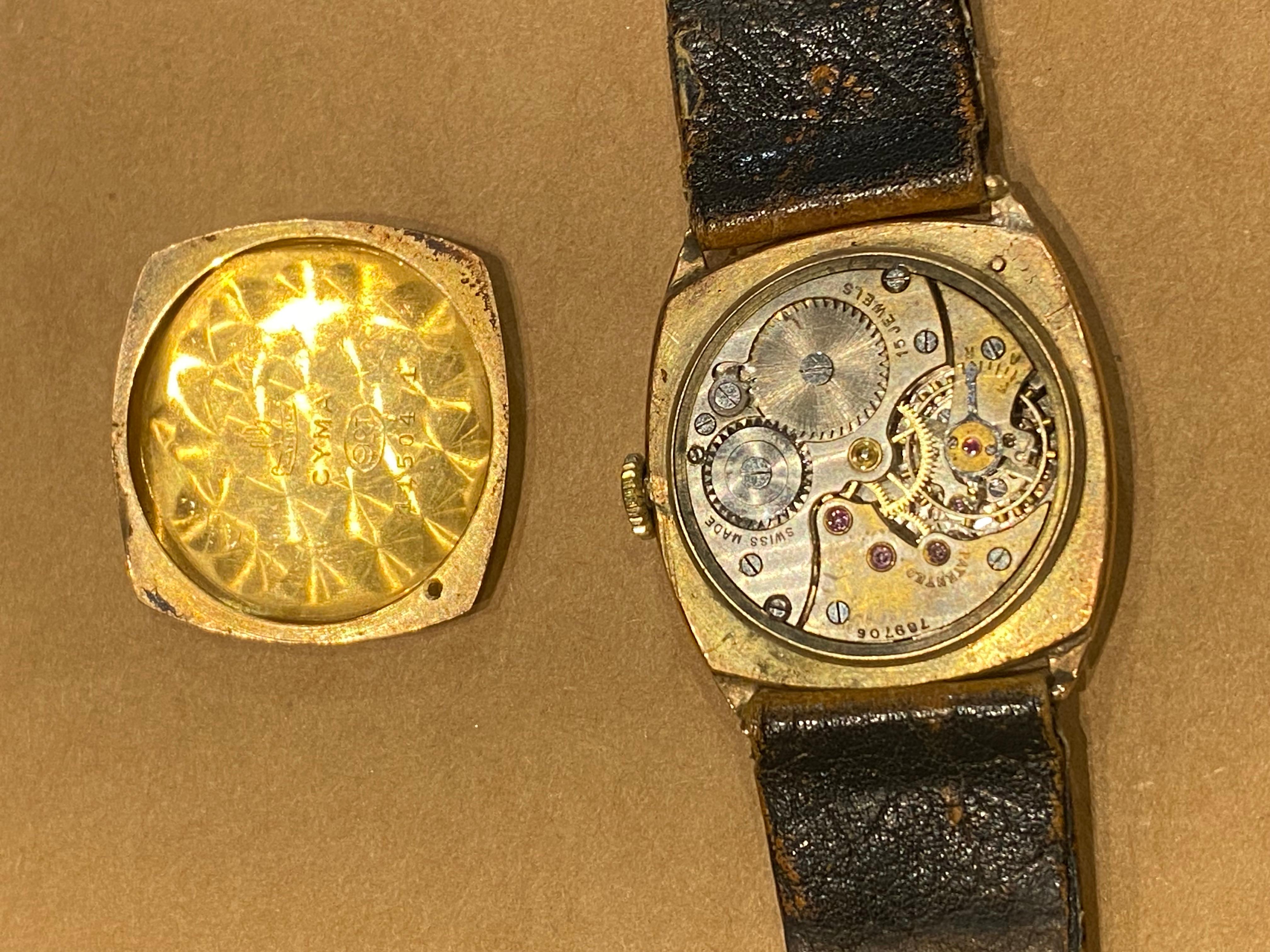 Rare Art-Deco c1928 Cyma Chronometre Manual 9K Rose Gold Cushion Case Watch In Excellent Condition For Sale In MELBOURNE, AU