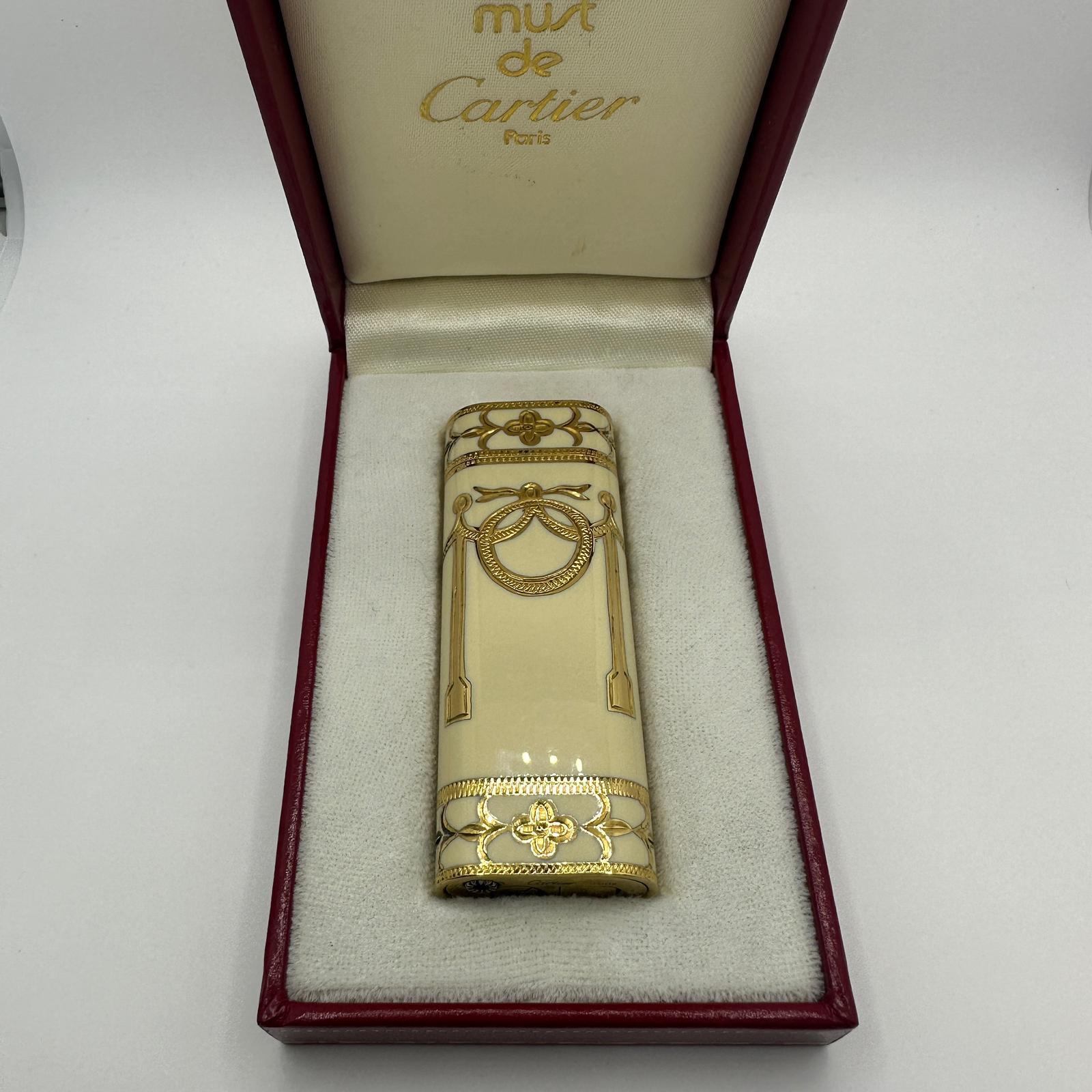 Rare Art Deco Cartier Roy King 18 K Gold and Cream Lacquer 3