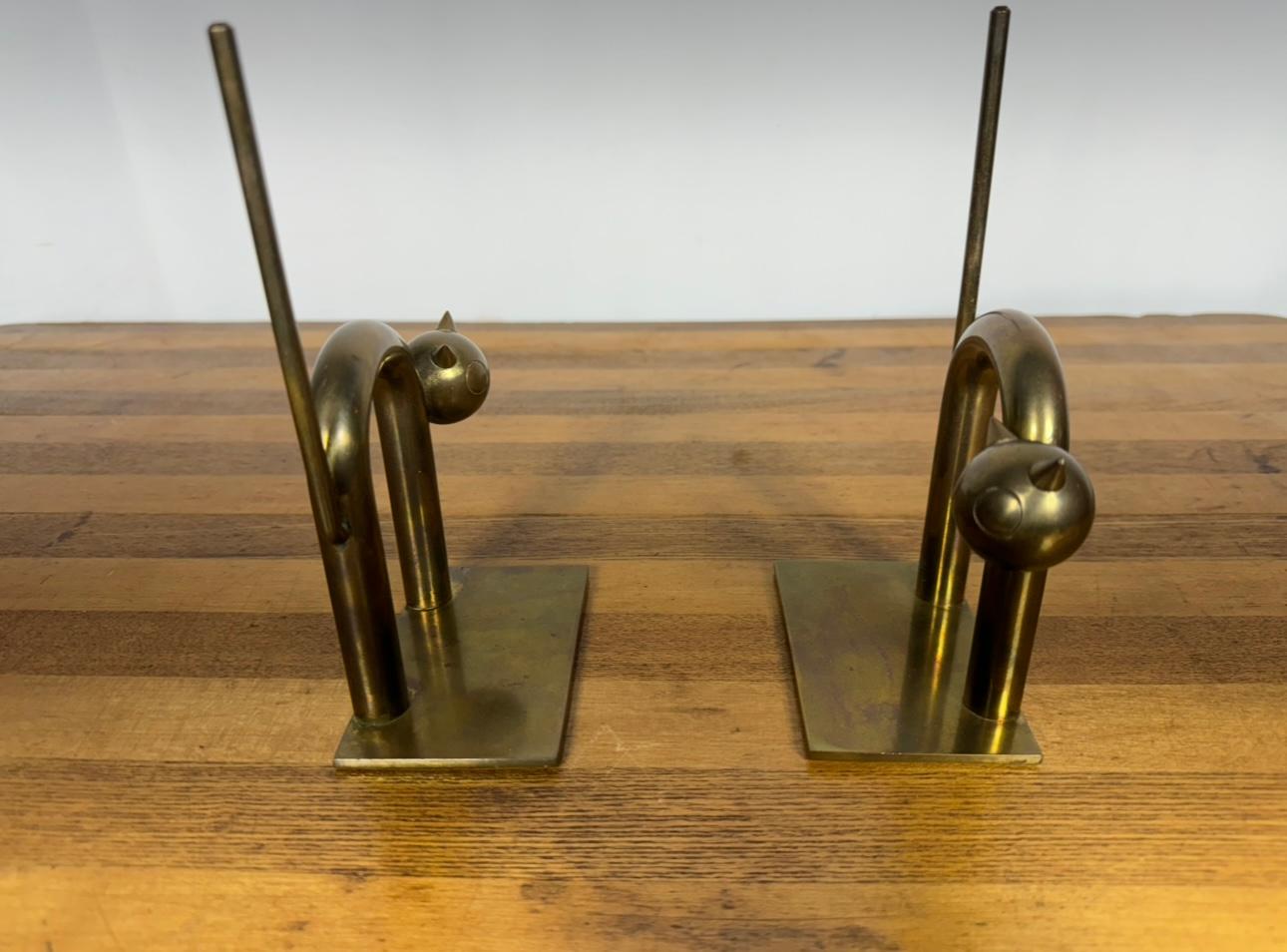 Rare Art Deco Cat Bookends by Walter Von Nessen for Chase Mfg. im Zustand „Gut“ im Angebot in Buffalo, NY