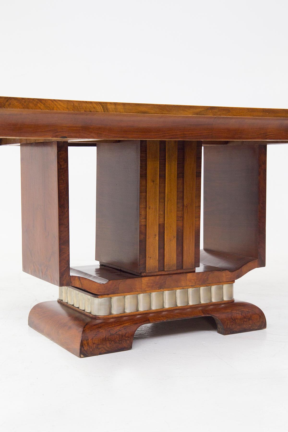 Italian Rare Art Deco Center Table in Precious Wood For Sale