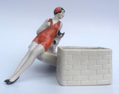 Rare Art Deco Ceramic Flapper Trinket Box, circa 1930