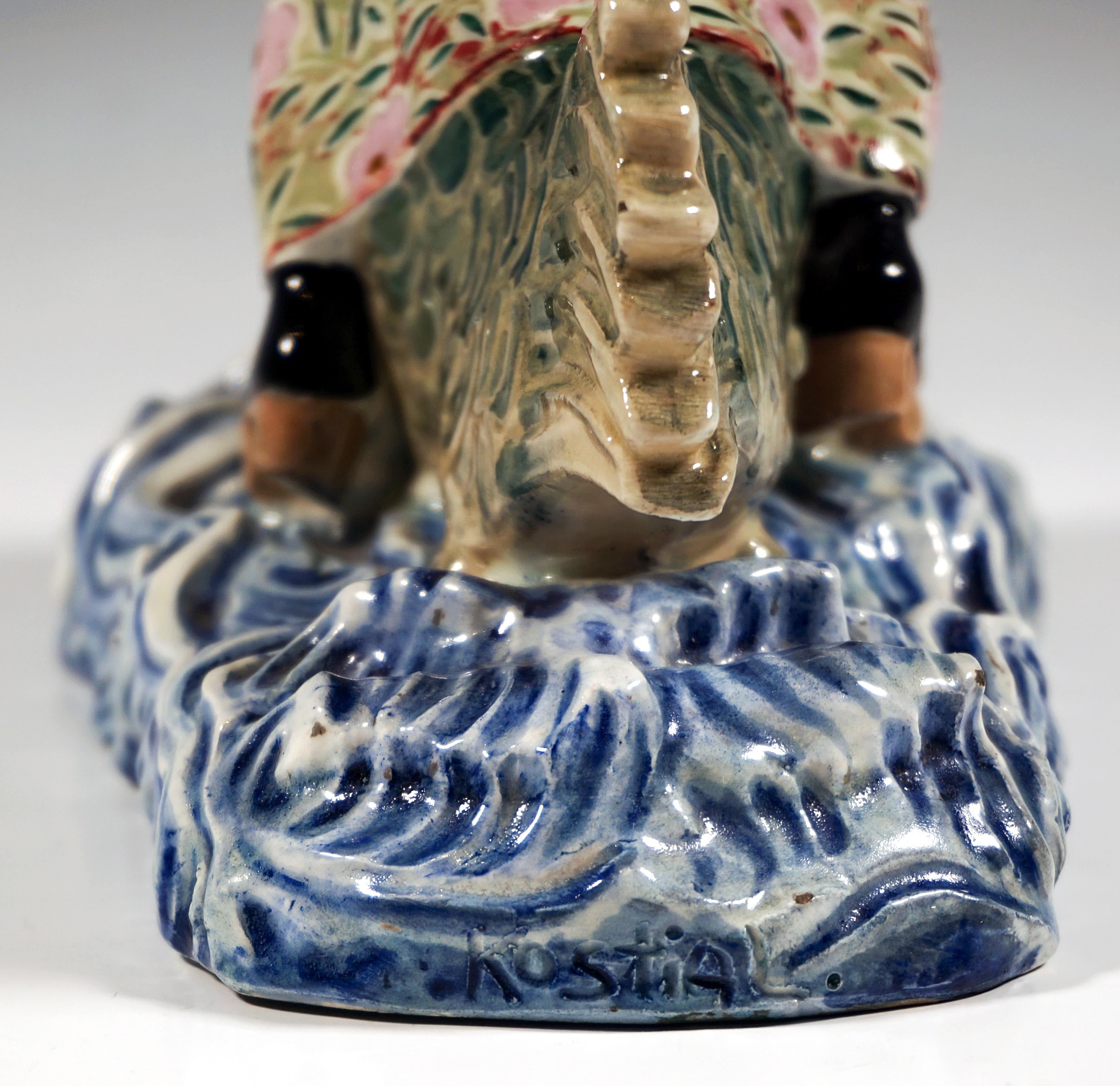 Seltene Art Déco-Keramik, Japaner reitet auf einem Koi, Goldscheider Wien, um 1921 im Zustand „Gut“ im Angebot in Vienna, AT