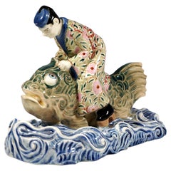 Seltene Art Déco-Keramik, Japaner reitet auf einem Koi, Goldscheider Wien, um 1921