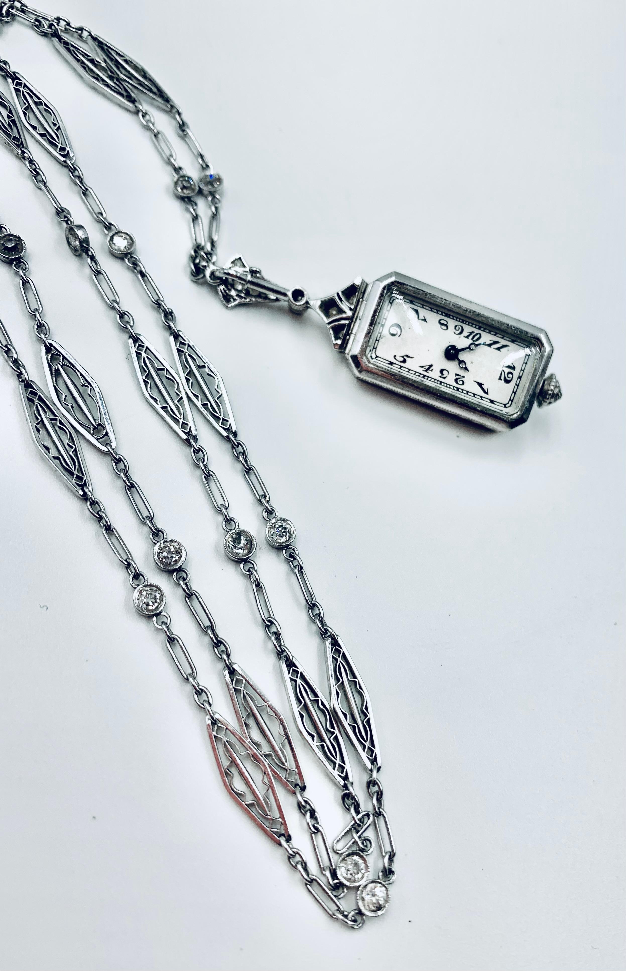 Raro Art Deco A.I. C. Orologio con ciondolo in platino con diamante Meylan e catena lunga con diamante in vendita 5