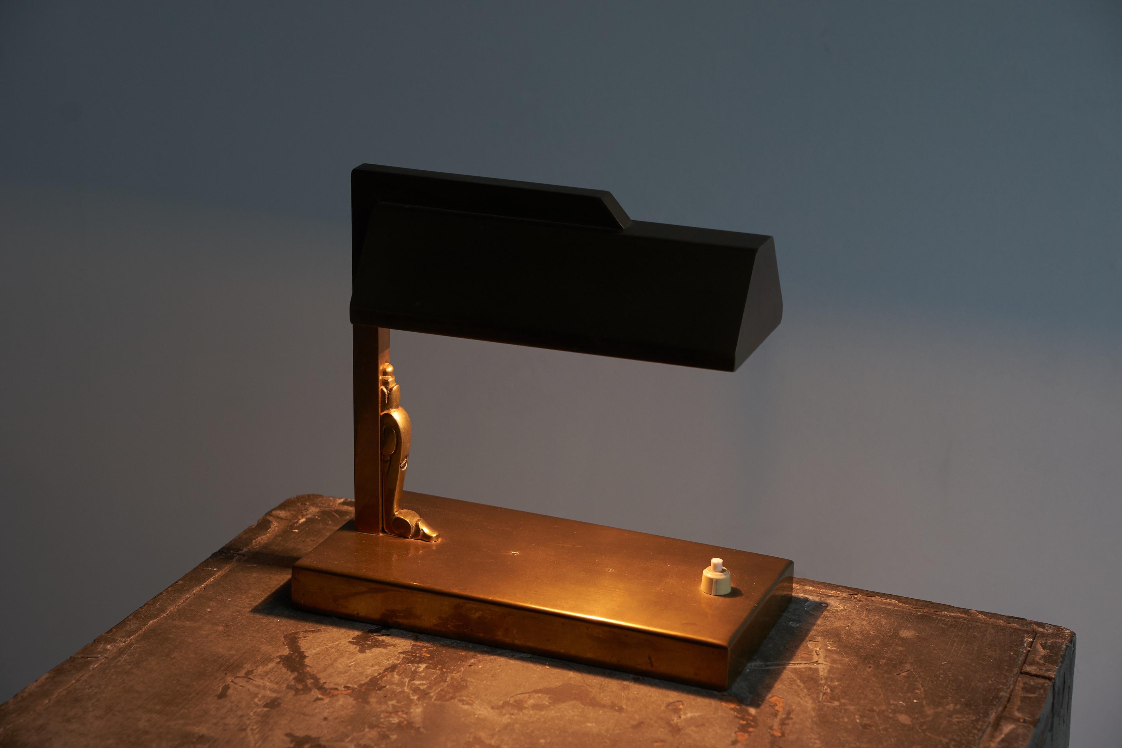 Seltene Art-Déco-Schreibtischlampe aus patiniertem Messing, Niederlande 1930er Jahre (Handgefertigt)