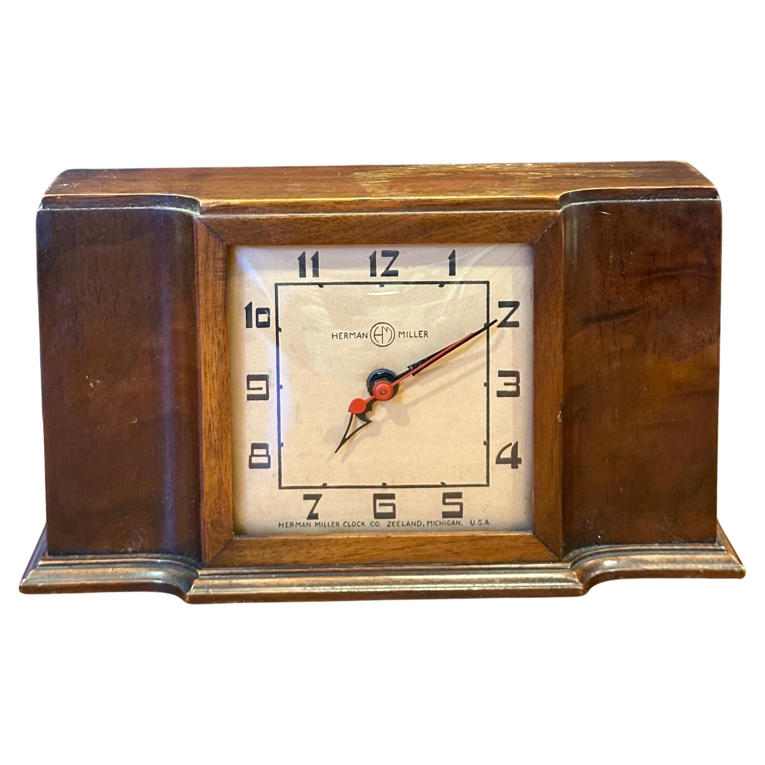 Rare horloge de bureau Art déco par Gilbert Rohde pour Herman Miller en vente 9