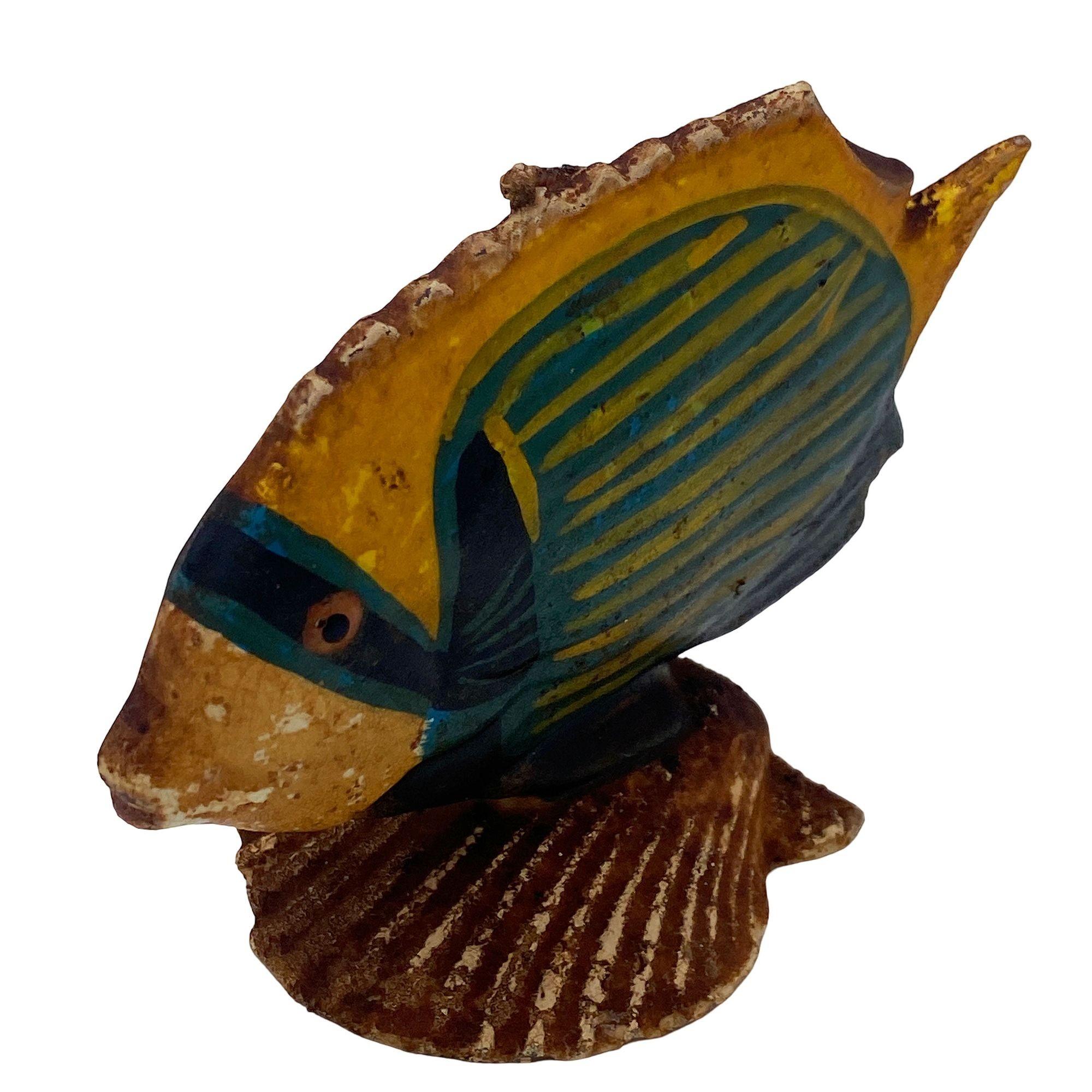 Art Déco Rara candela scultura di pesce d'acqua salata a forma di angelo farfalla, realizzata a mano in epoca Art Deco. in vendita