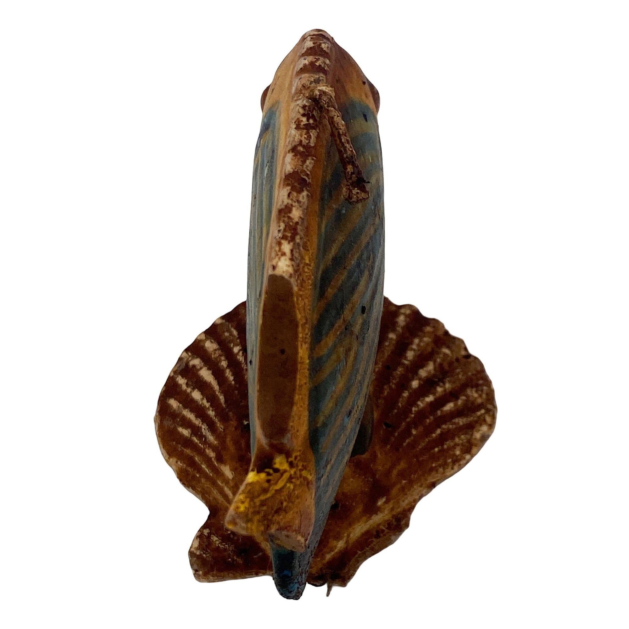 Rara candela scultura di pesce d'acqua salata a forma di angelo farfalla, realizzata a mano in epoca Art Deco. In condizioni ottime in vendita a Van Nuys, CA