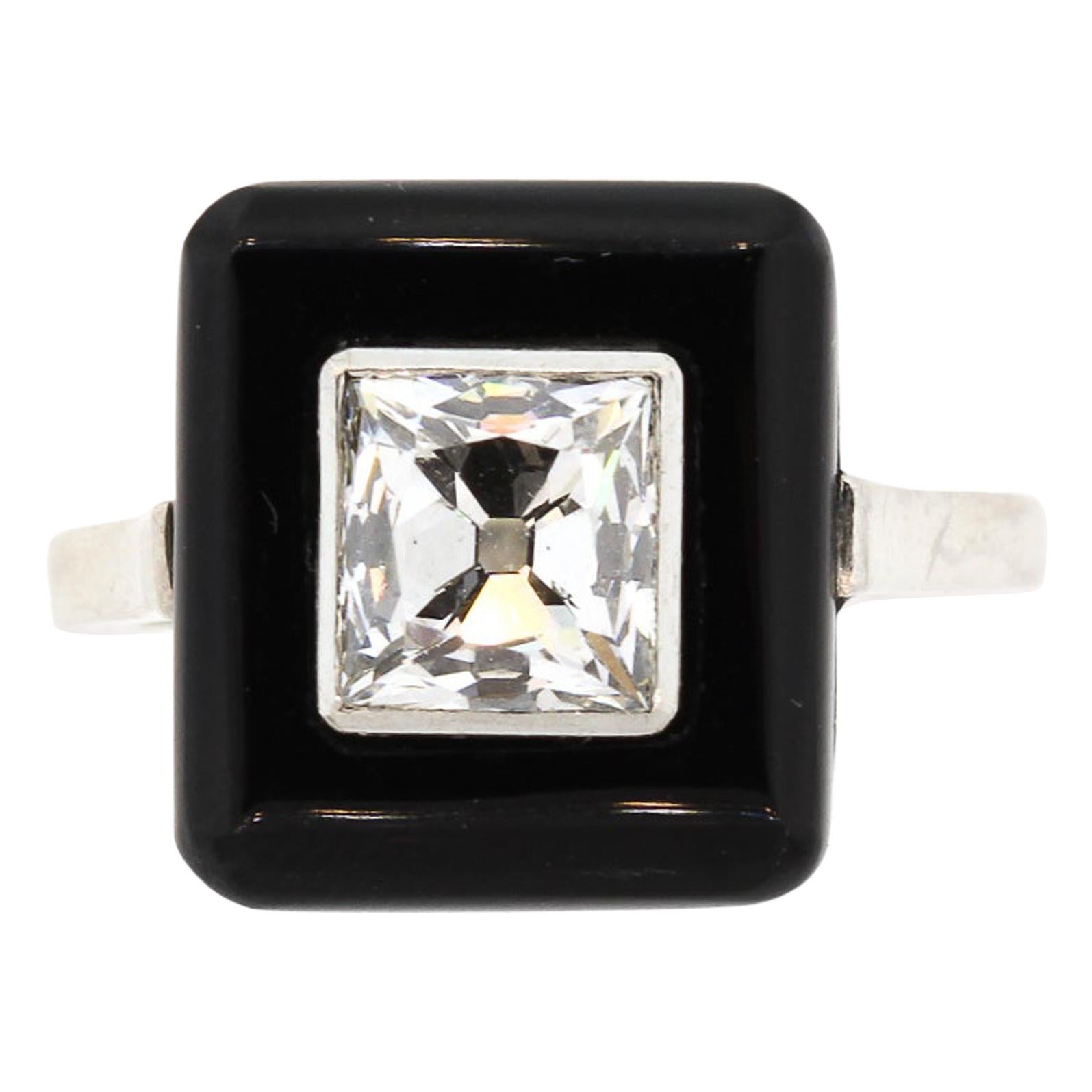 Vintage Art Deco French Cut Diamond Onyx Platinum Ring