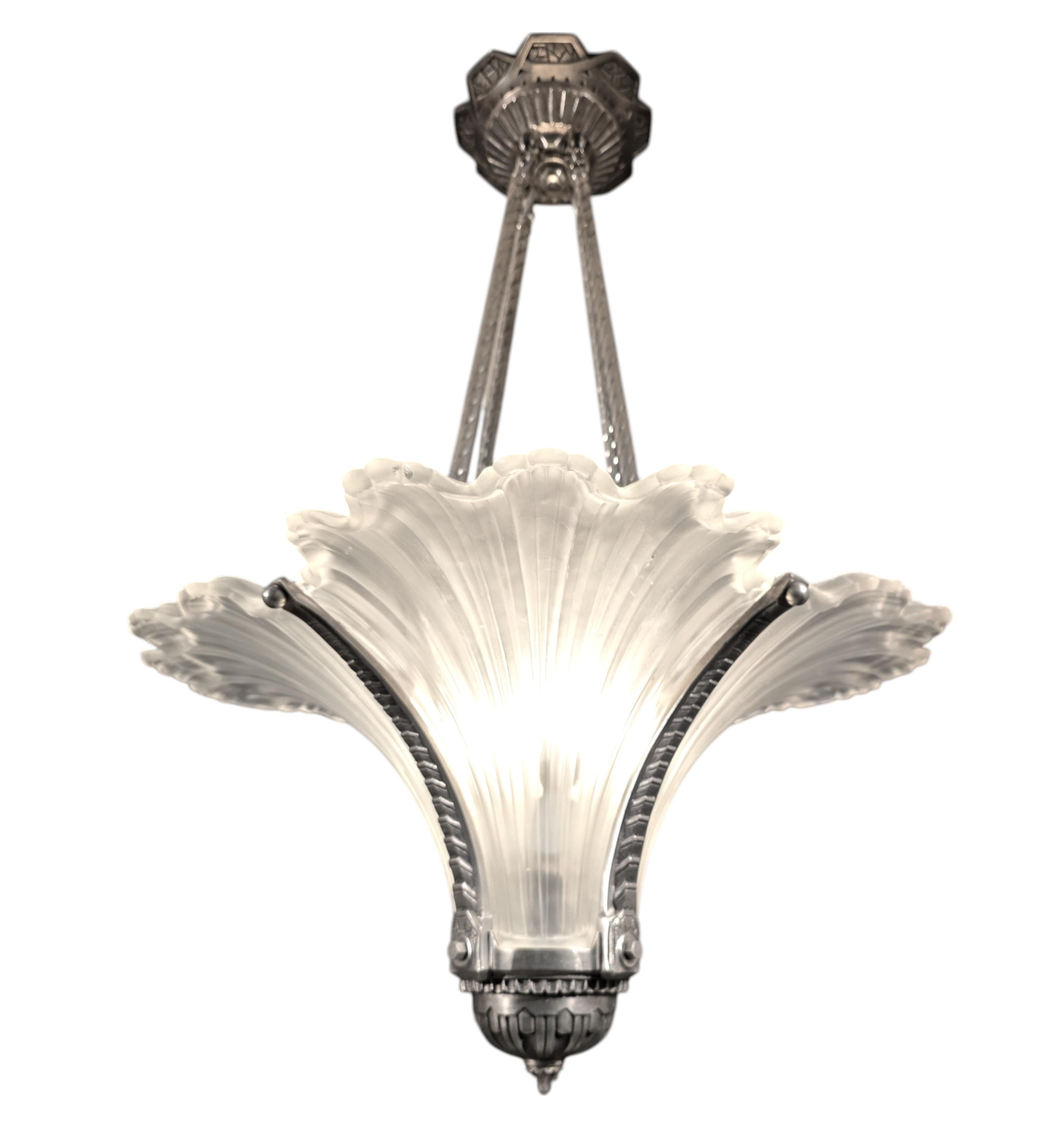 Rare Art Deco frosted art glass plume chandelier w/ nickeled bronze frame In Good Condition For Sale In New York City, NY