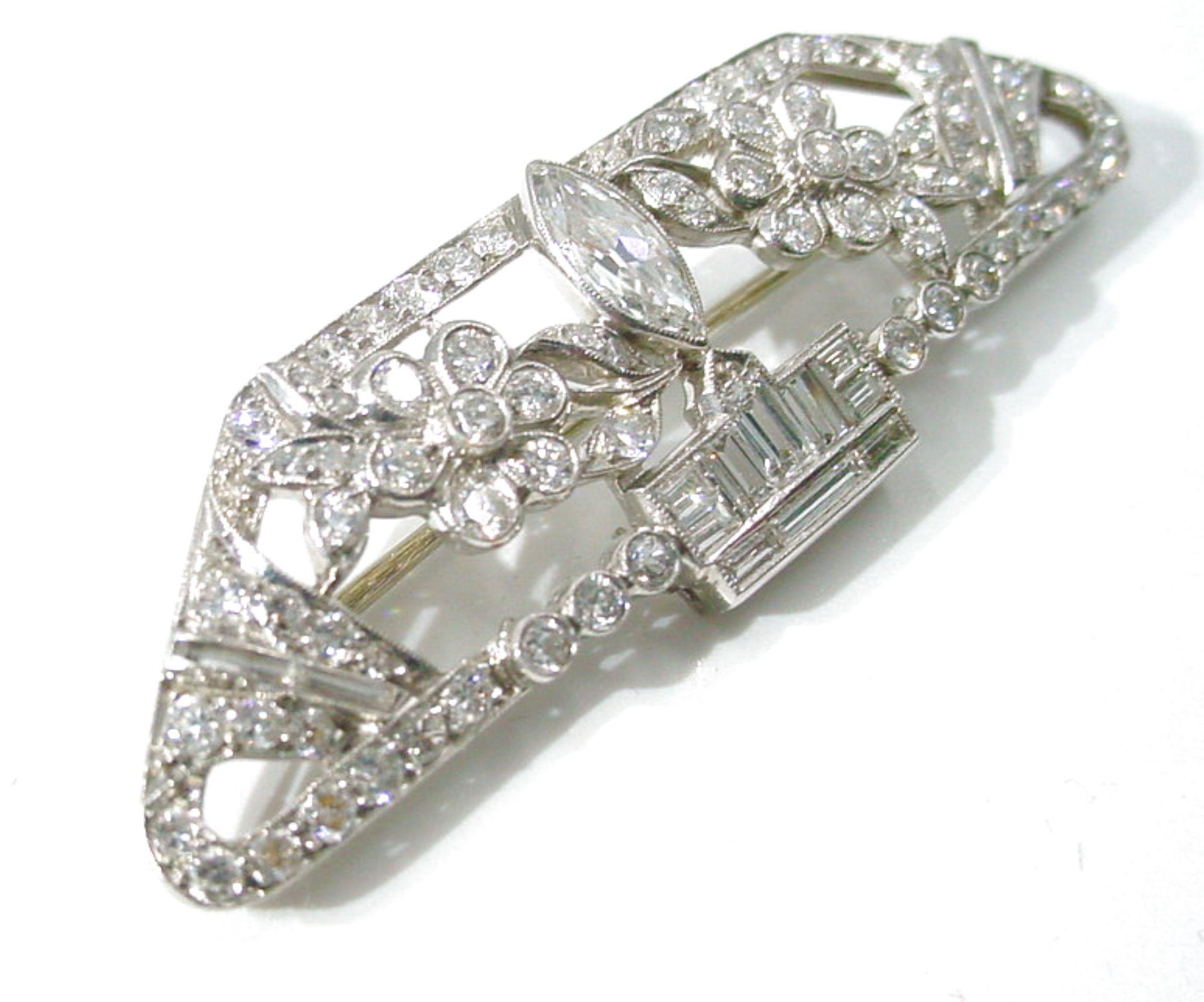 Seltene Art Deco GIARDINETTI Platin 2,62 Karat Diamantbrosche, Art déco  (Gemischter Schliff) im Angebot