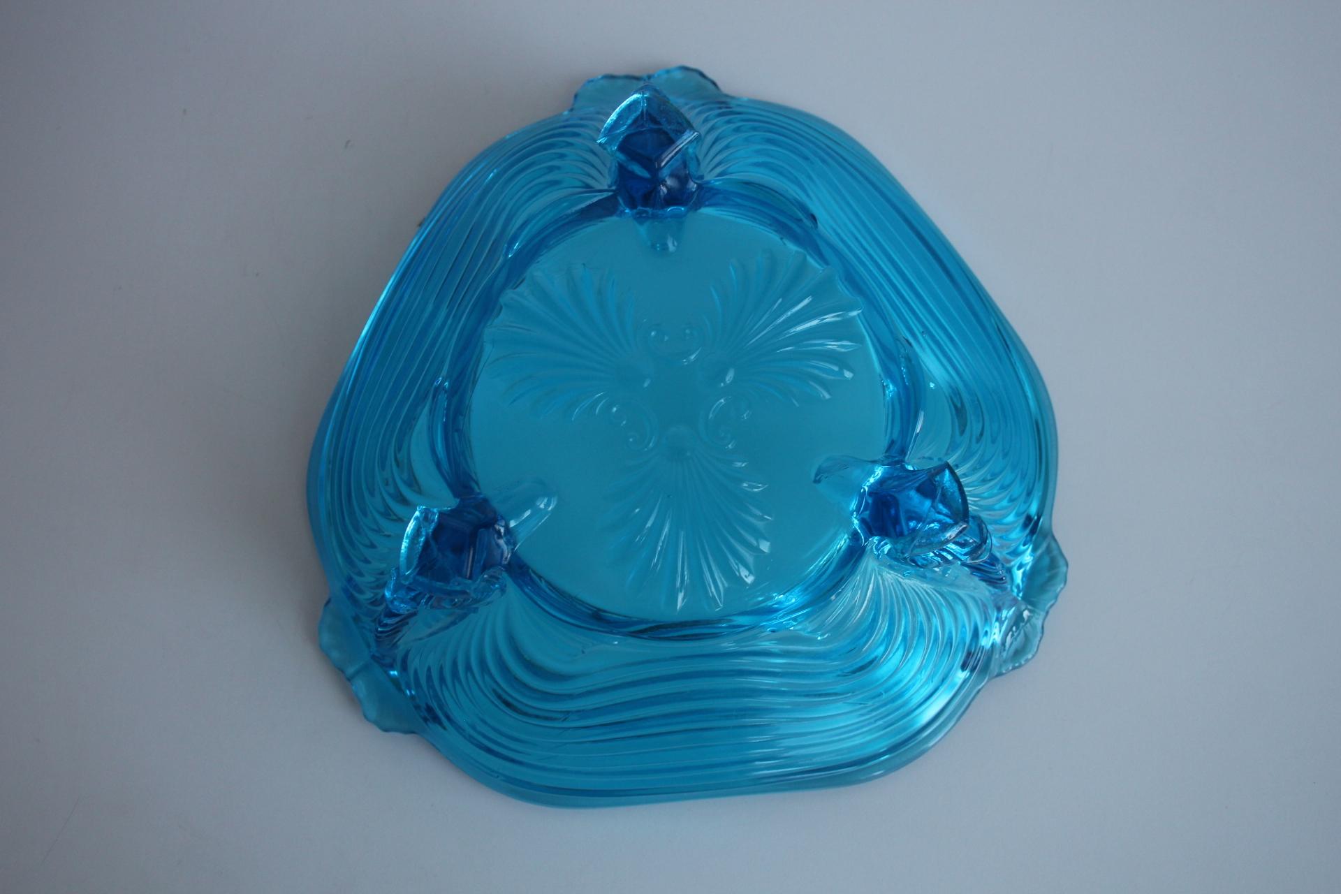 Rare Art Deco Glass Josef Inwald With Fish Feet Bowl-Gorgeous Rich Blue, 1930s For Sale 4