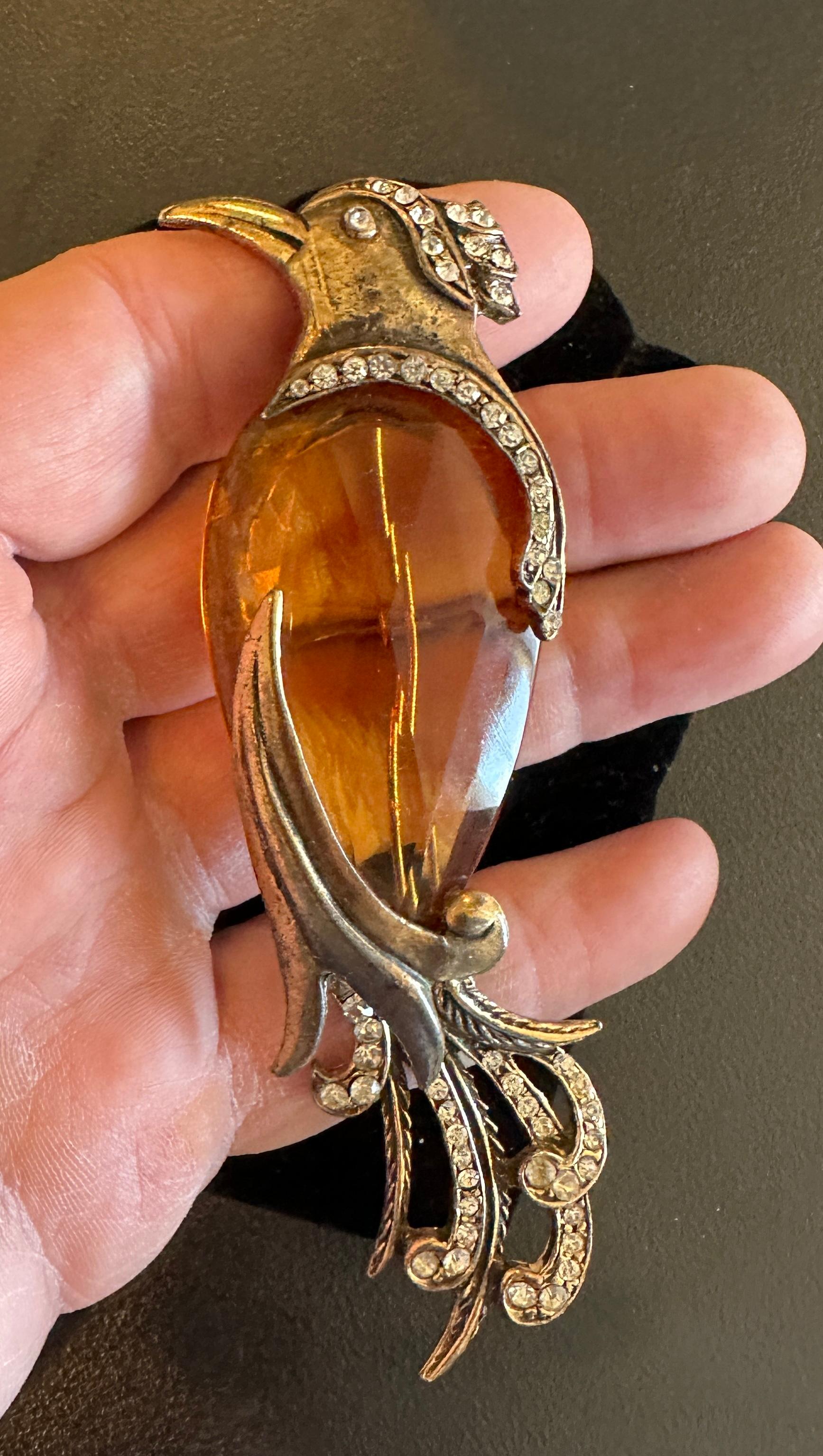 Rare Art Deco H. Pomerantz Inc. N.Y. Amber Jelly Belly Bird Pin Brooch 5 Inches For Sale 1