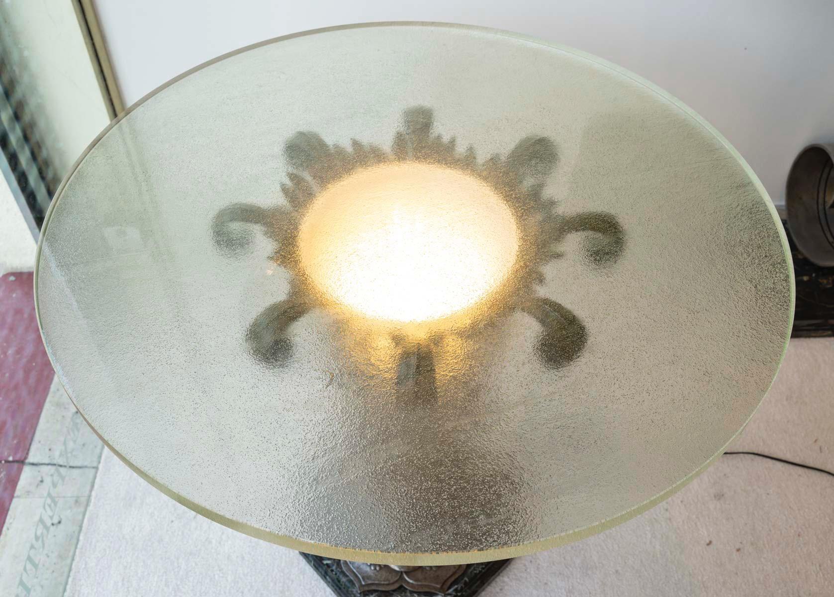 Rare table de guéridon enluminée Art Déco circa 1922 à la manière de R.Subes Bon état - En vente à Saint-Ouen, FR