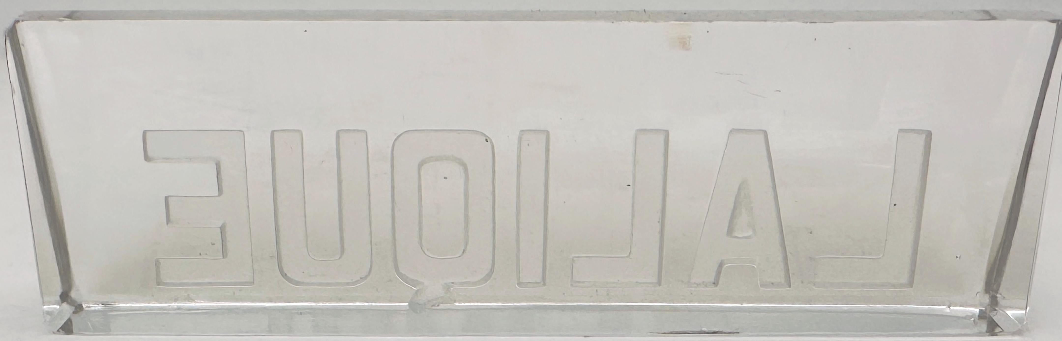 Inciso Rara insegna commerciale a blocchi di vetro Art Deco Lalique, Francia, circa 1930 in vendita