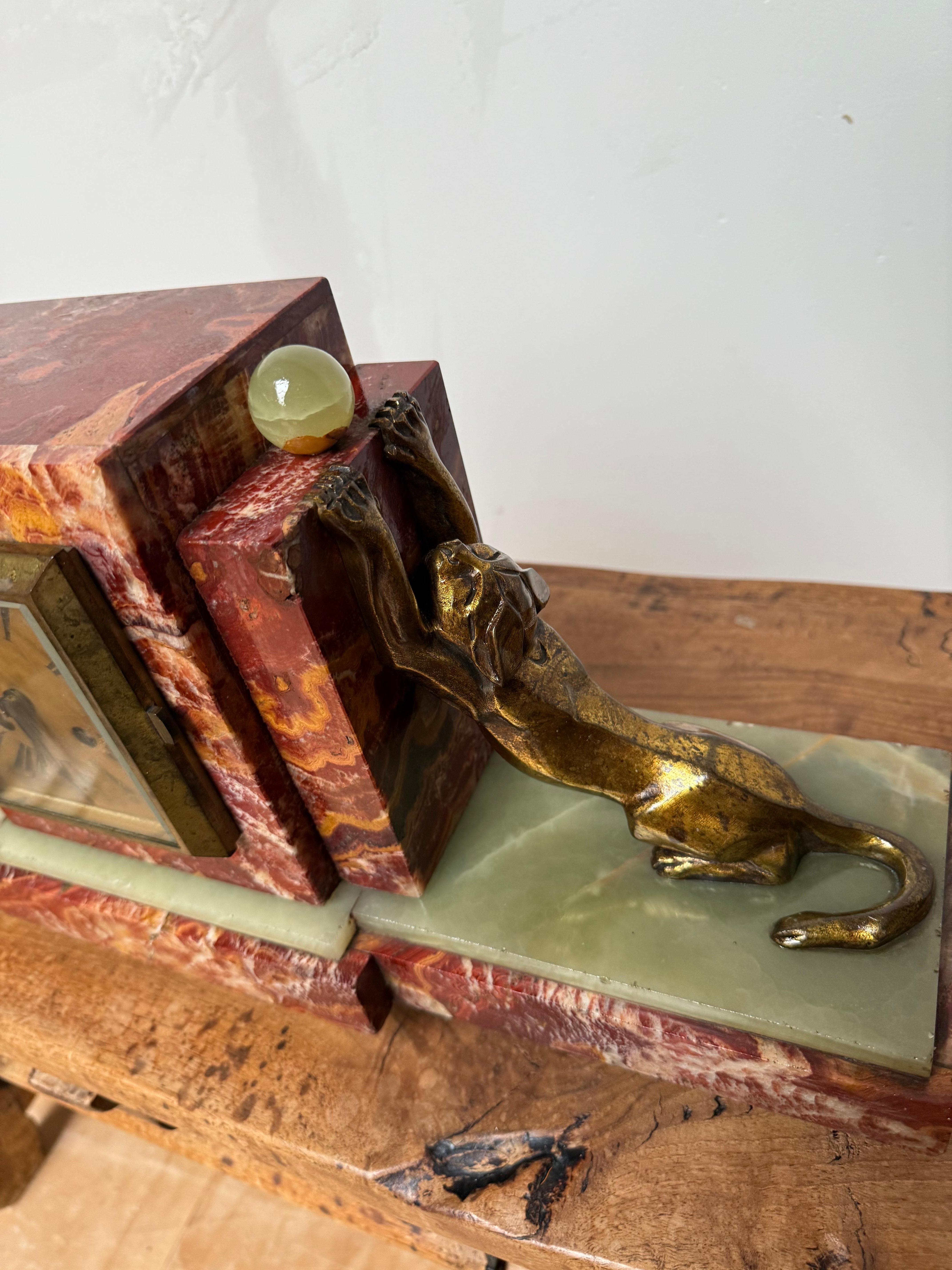 Rare Art Deco Marble & Onyx Mantle Clock w. Bronze Dog & Cat, Ball Playing Theme For Sale 1