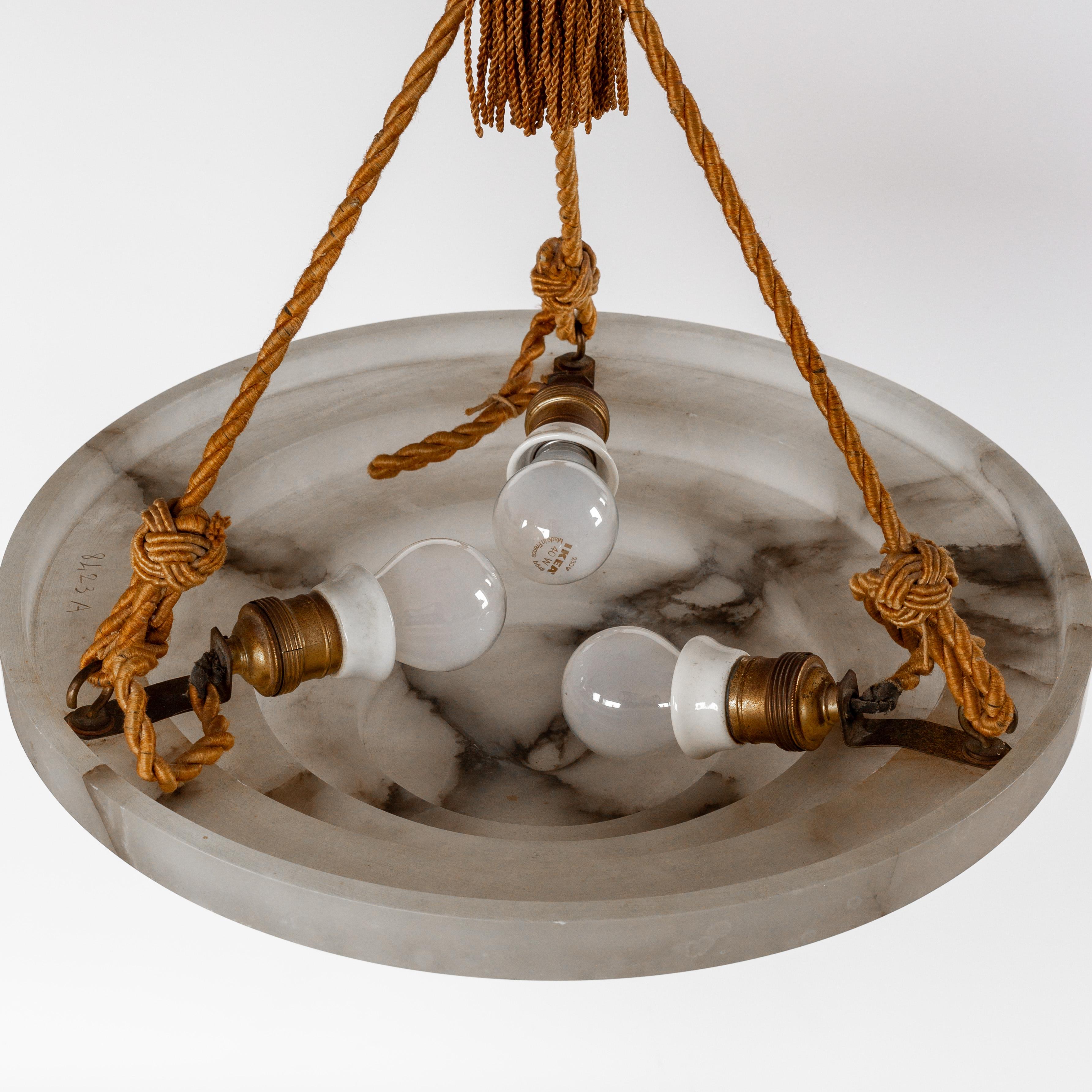 Rara lampada a sospensione / lampadario in alabastro marmorizzato Art Deco, Svezia anni '20-'30 in vendita 1