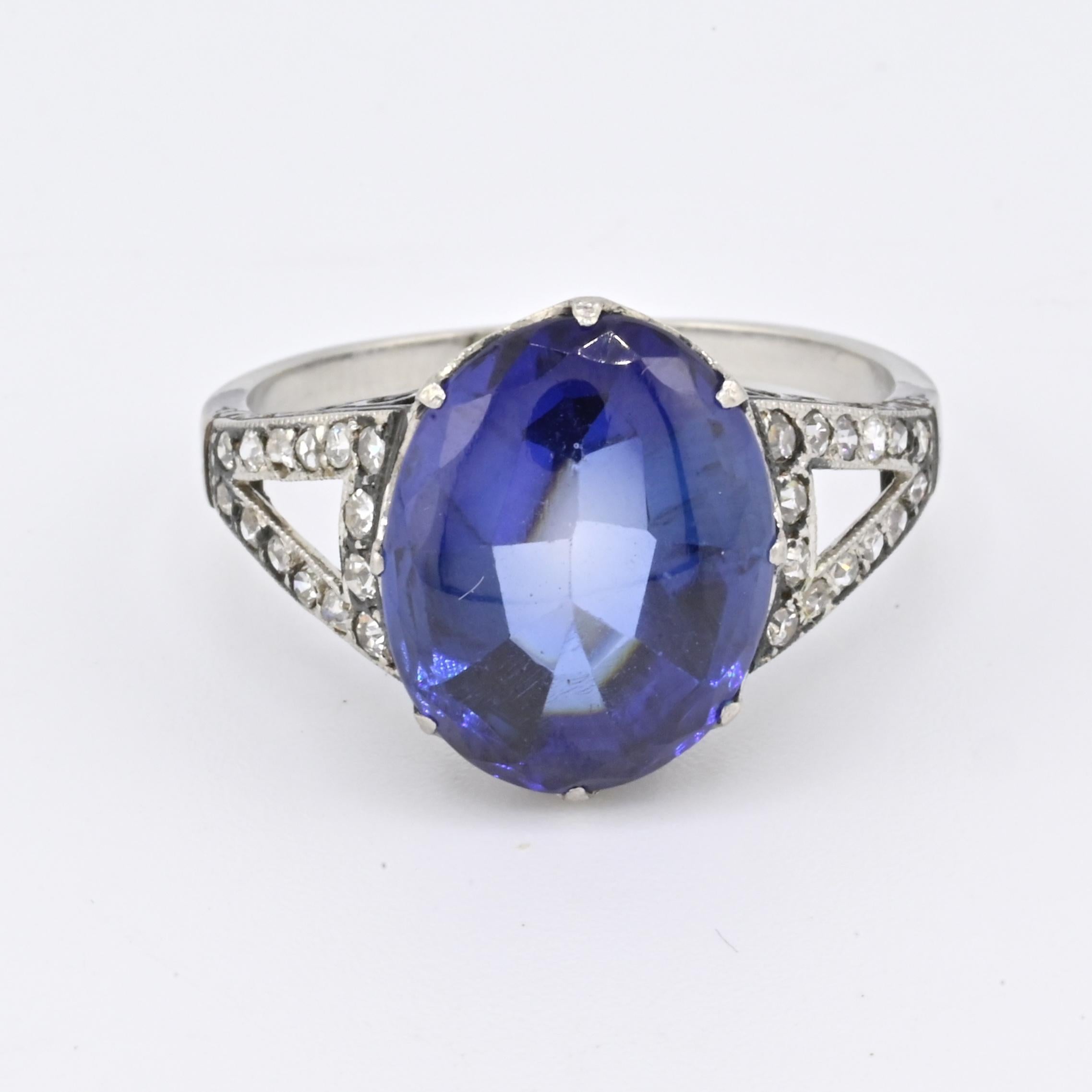 Women's Rare Art Deco Period Sapphire & Diamond Ring With IGI Report For Sale