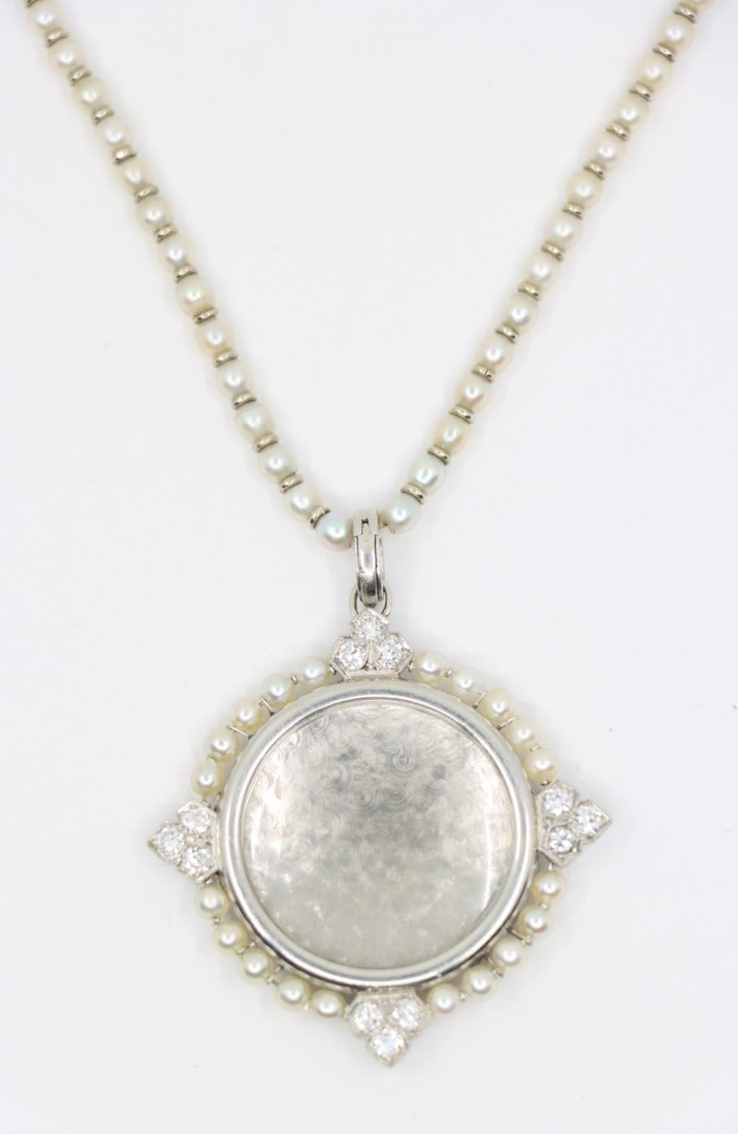 Rare Art Deco Platinum Natural Pearl Diamond Locket Pendant Necklace In Good Condition For Sale In Flushing, NY