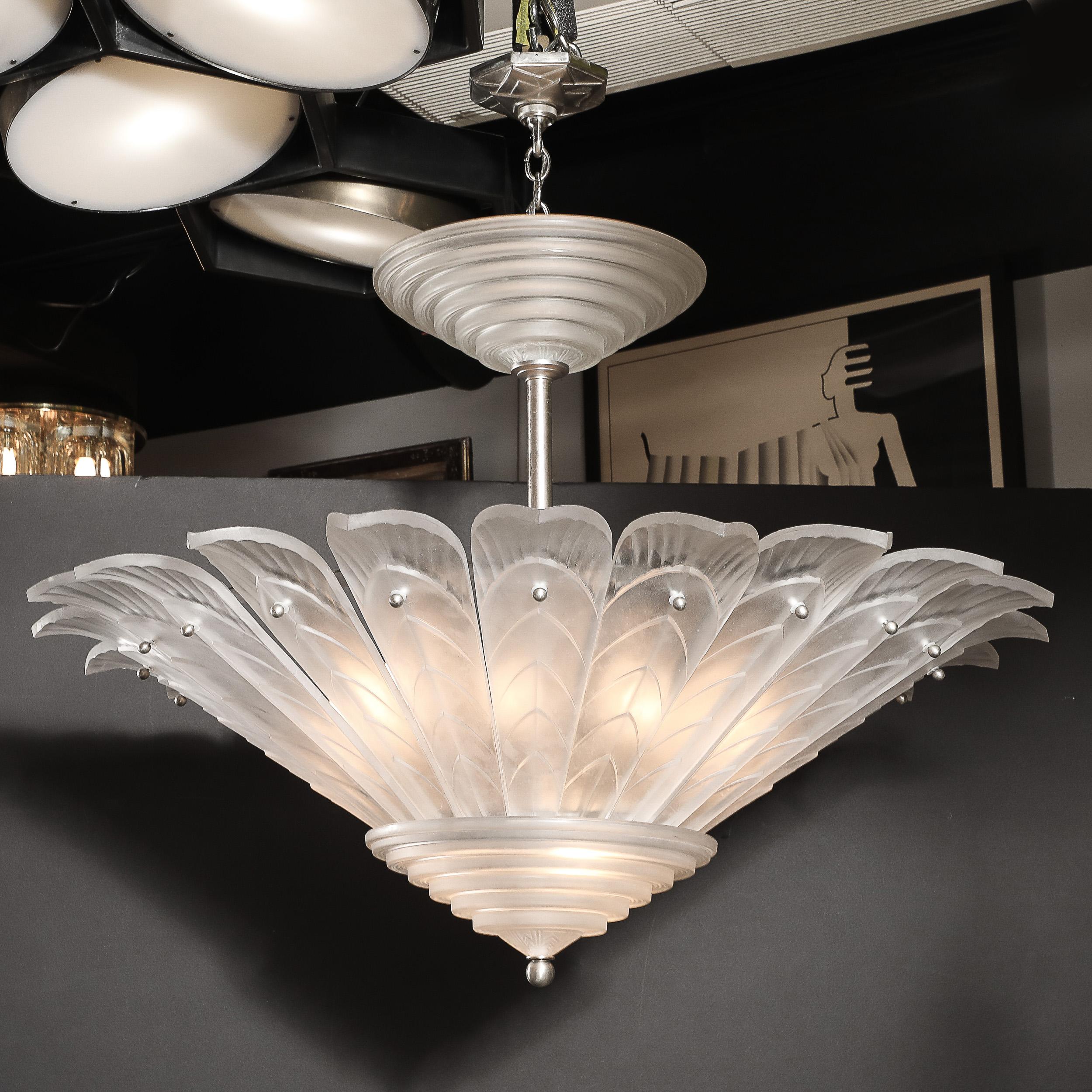Raro candelabro de cristal esmerilado estilo Art Decó firmado Sabino mediados del siglo XX en venta