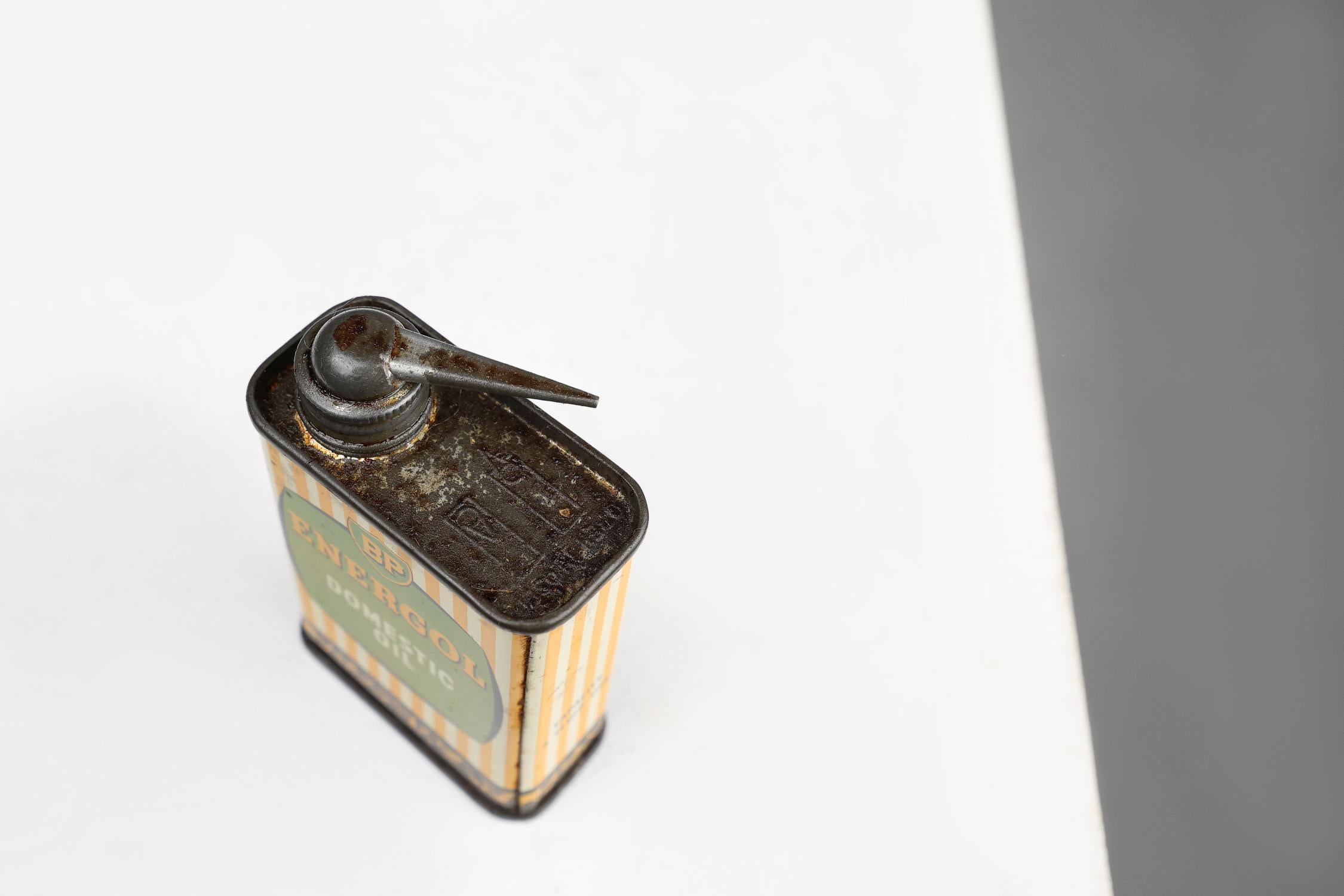 Inizio XX secolo Rara lattina di olio domestico BP in stile Art Deco, Regno Unito, 1920 ca. in vendita