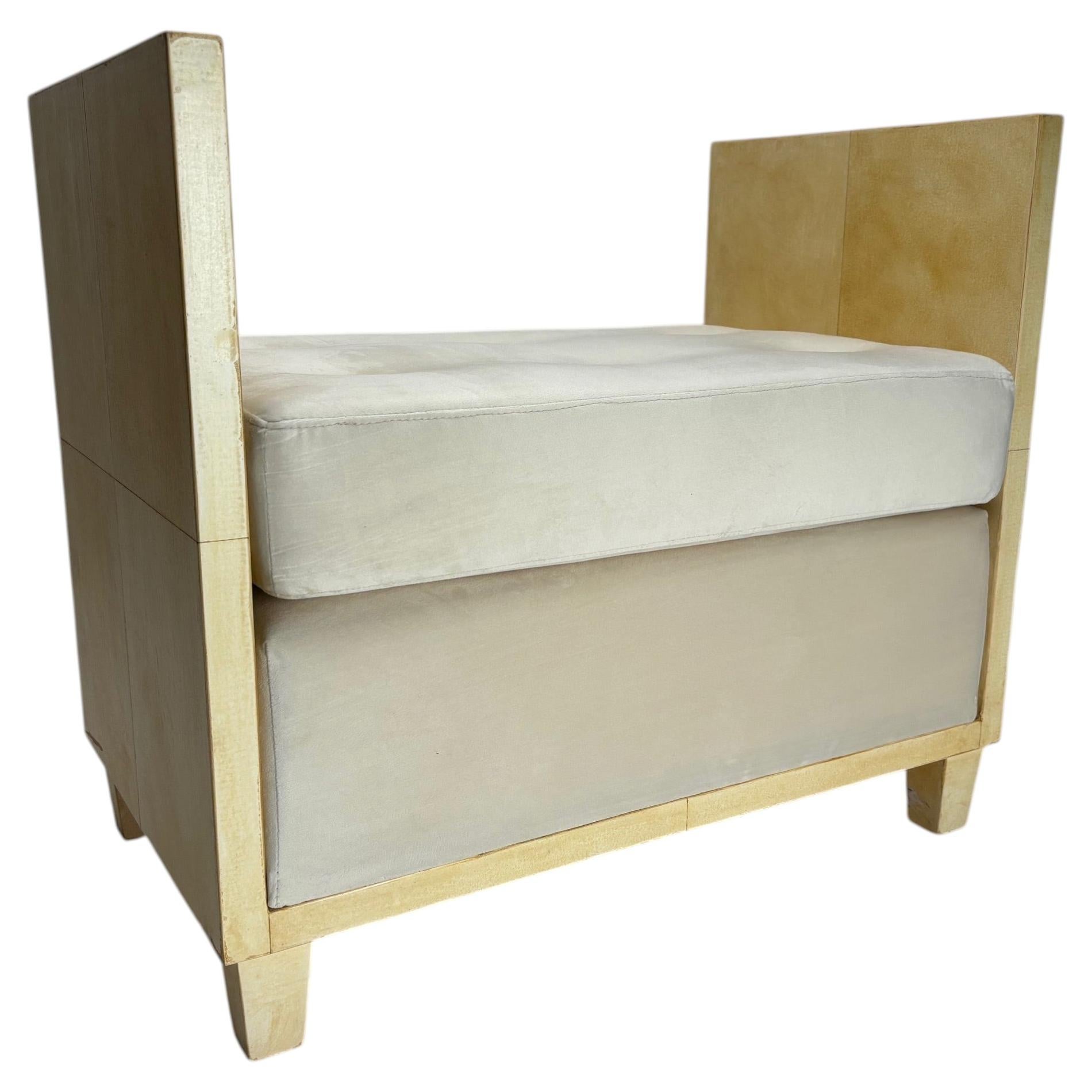 Pouf Art Deco anni '70 in pergamena e legno, stile Jean-Michel Frank in vendita
