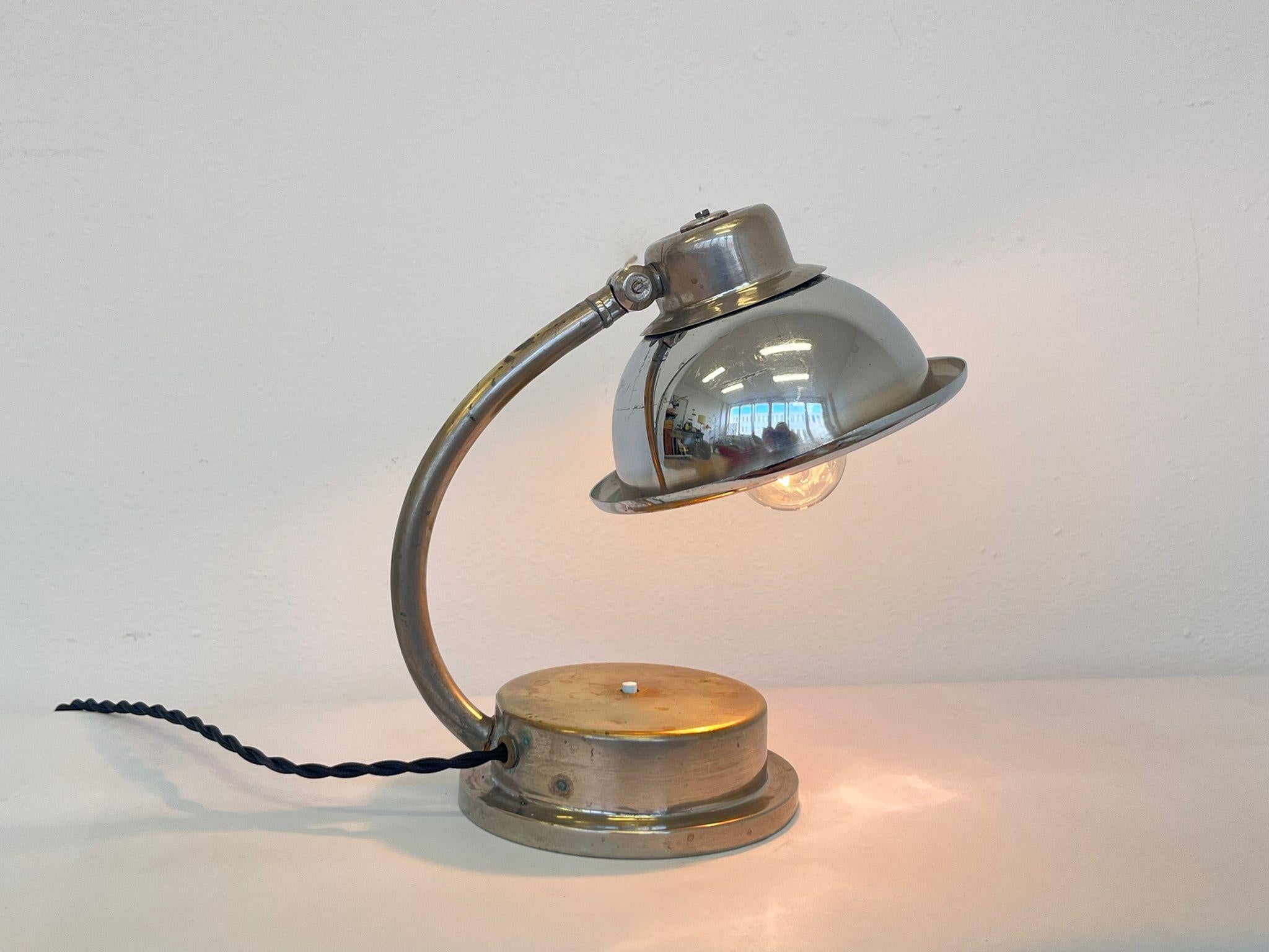 Seltene verchromte Art-Déco-Tischlampe, 1930er-Jahre (Chrom) im Angebot