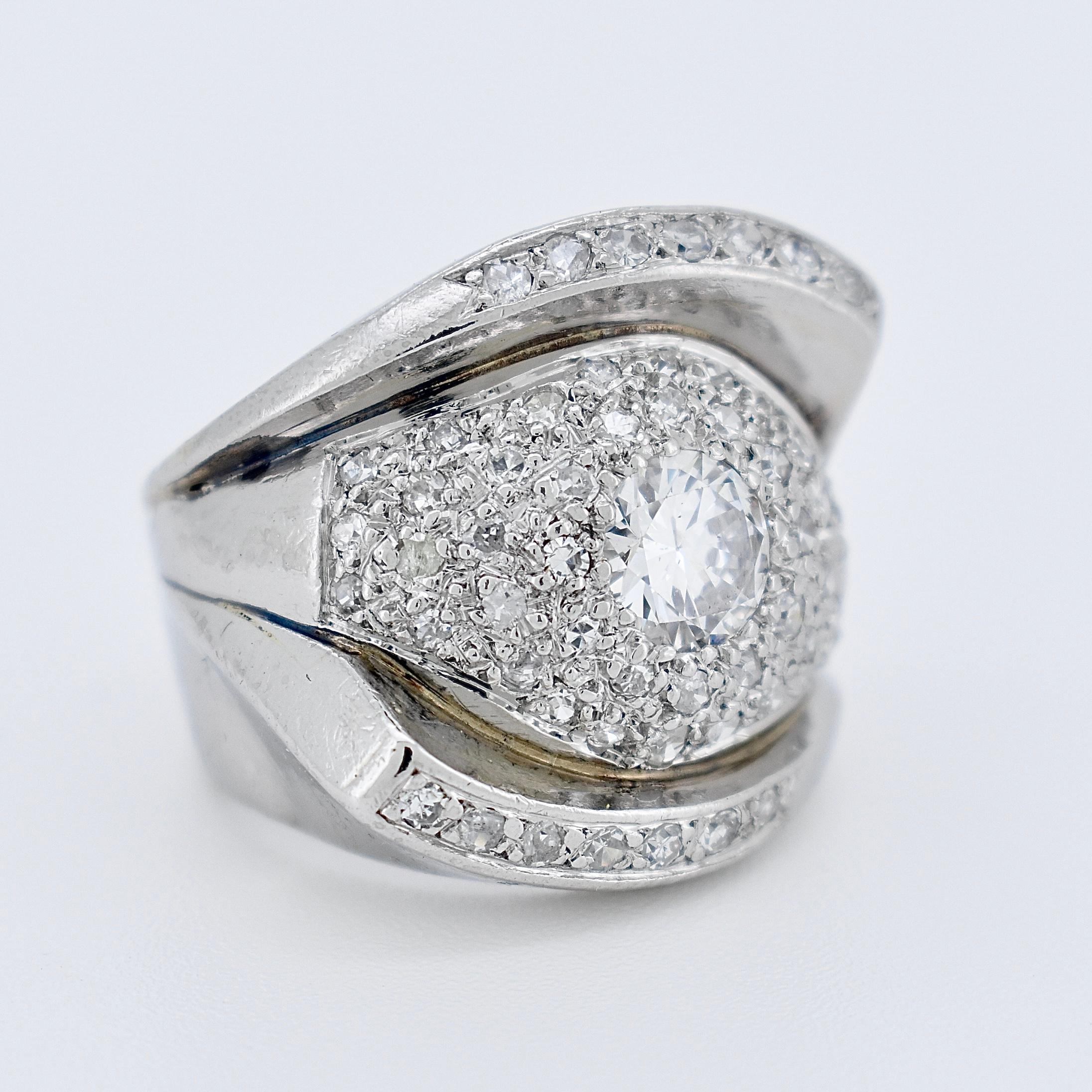 Rare Art Deco Tank Ring - Platinum and Diamonds en Excelente estado para la venta en PARIS, FR