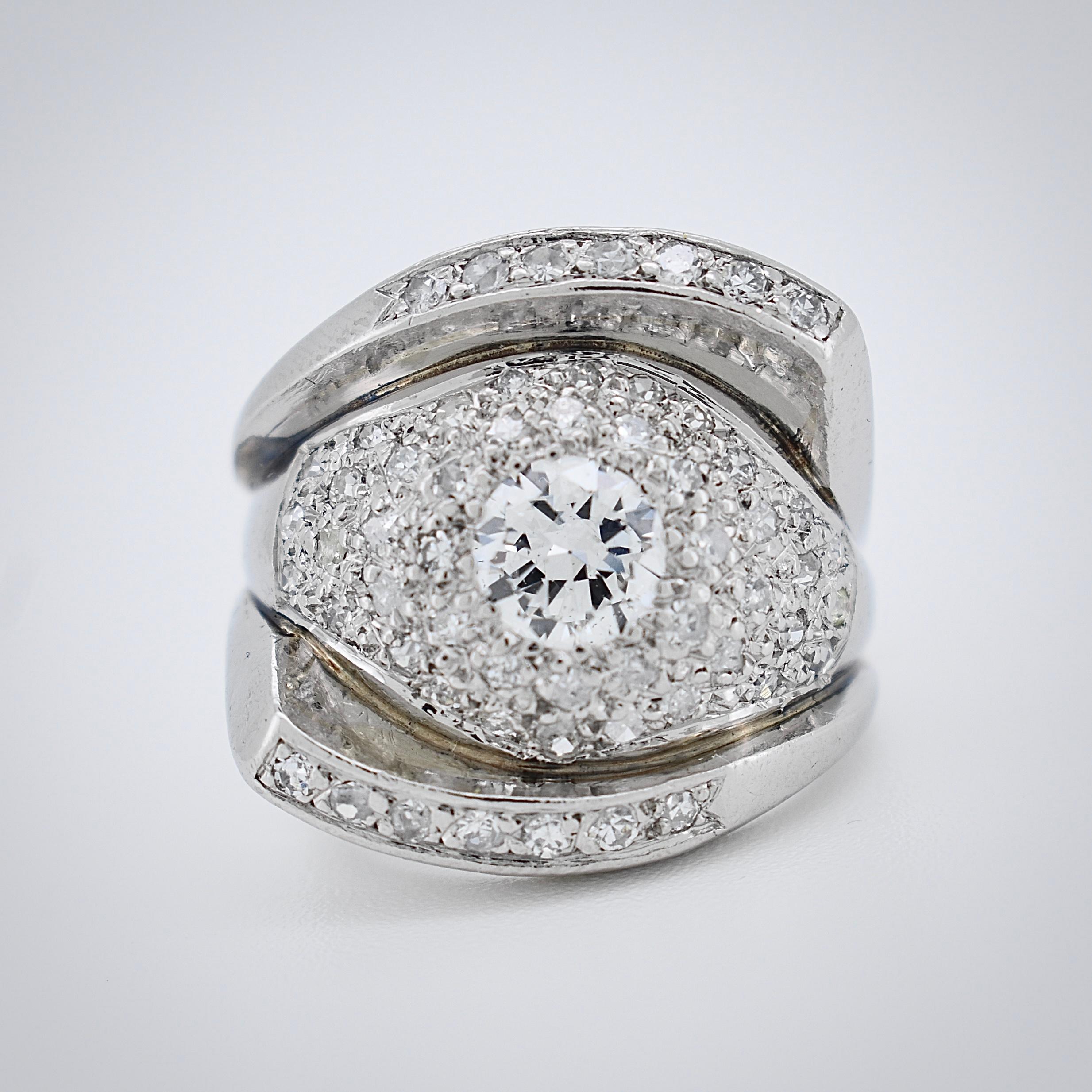 Rare Art Deco Tank Ring - Platinum and Diamonds en venta 1