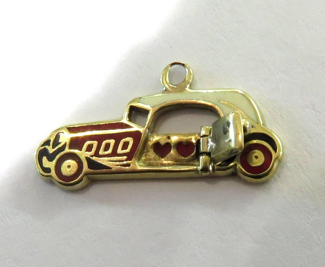 Rare Art Deco Two-Seat Sports Car Movable Enamel Love Charm Pendant For Sale 3