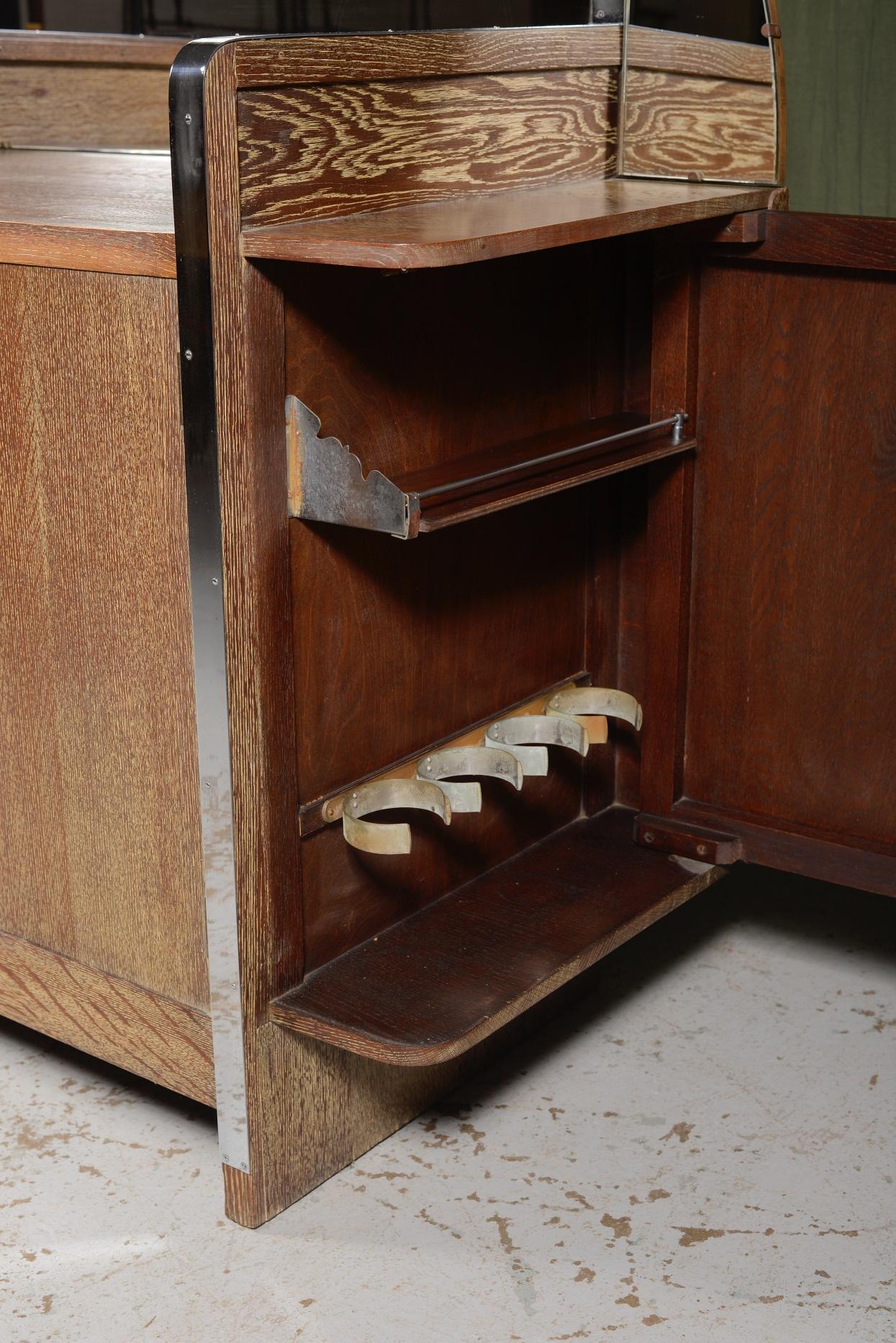 Mid-20th Century Rare Art Deco Venesta Plywood and Limed Oak Mirror Backed Cocktail Cabinet For Sale