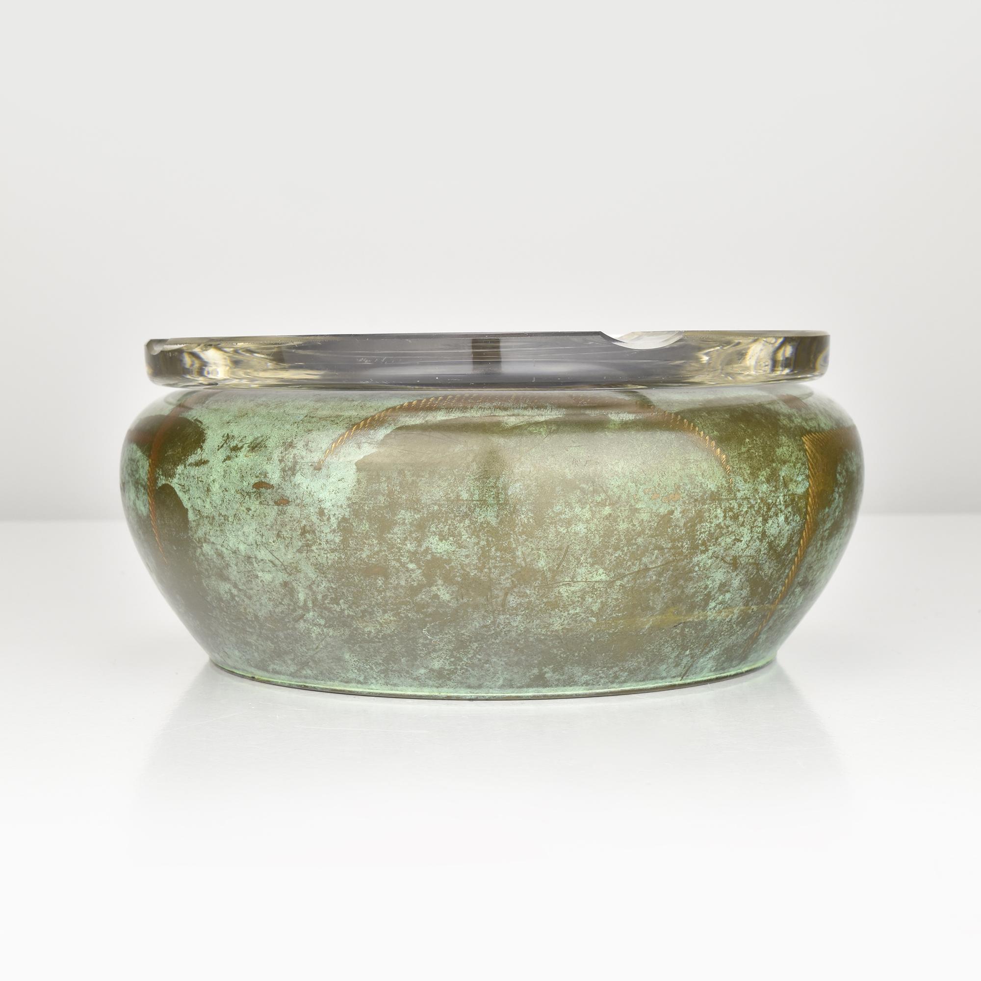 Bauhaus Raro posacenere in rame Art Deco WMF Ikora con rivestimento in vetro pesante, anni '30 in vendita