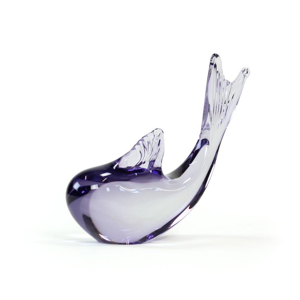 This unique item is designed by one of the most esteemed Czech glass designers- professor Miroslav Janku. Janku specialized in Hot-formed glass statues of animals and this part of his art work has become legendary. This unique statue of fish uses