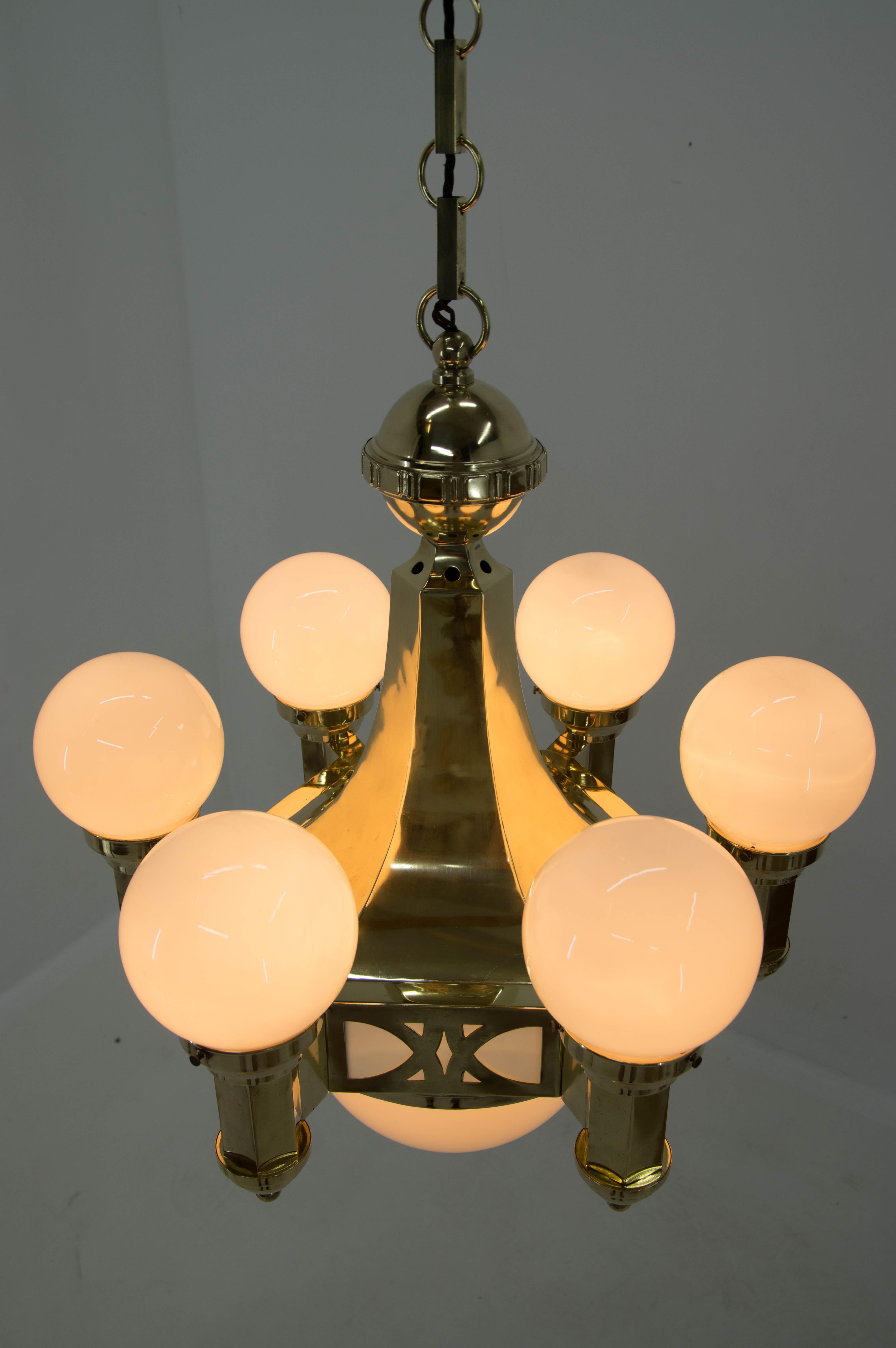 Rare Art Nouveau Chandelier by Emil Kralik for Vulkania, 1920s 2