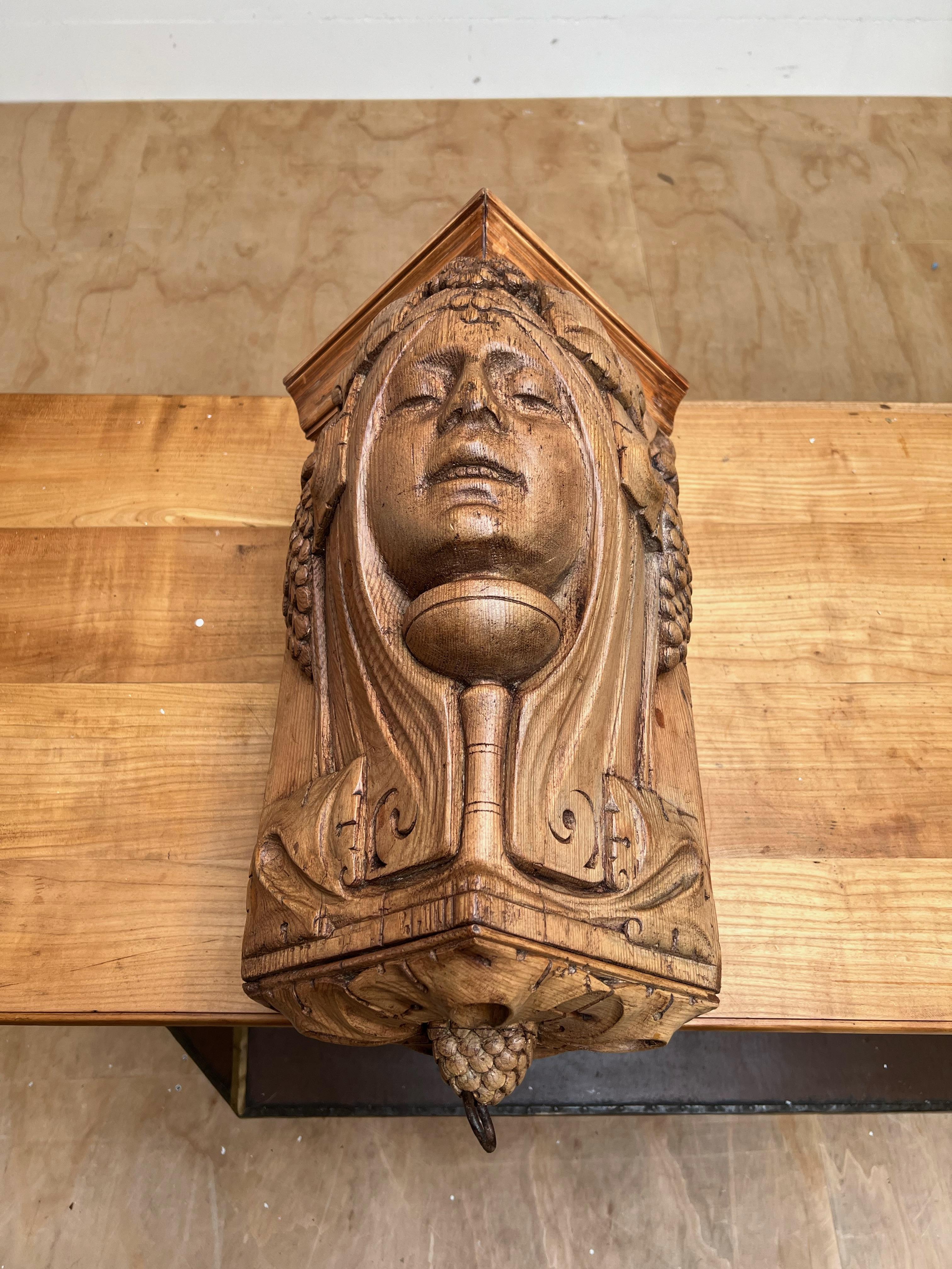 Rare Art Nouveau Era Corner Bracket / Shelf with Amphictyonis Mask / Sculpture For Sale 6