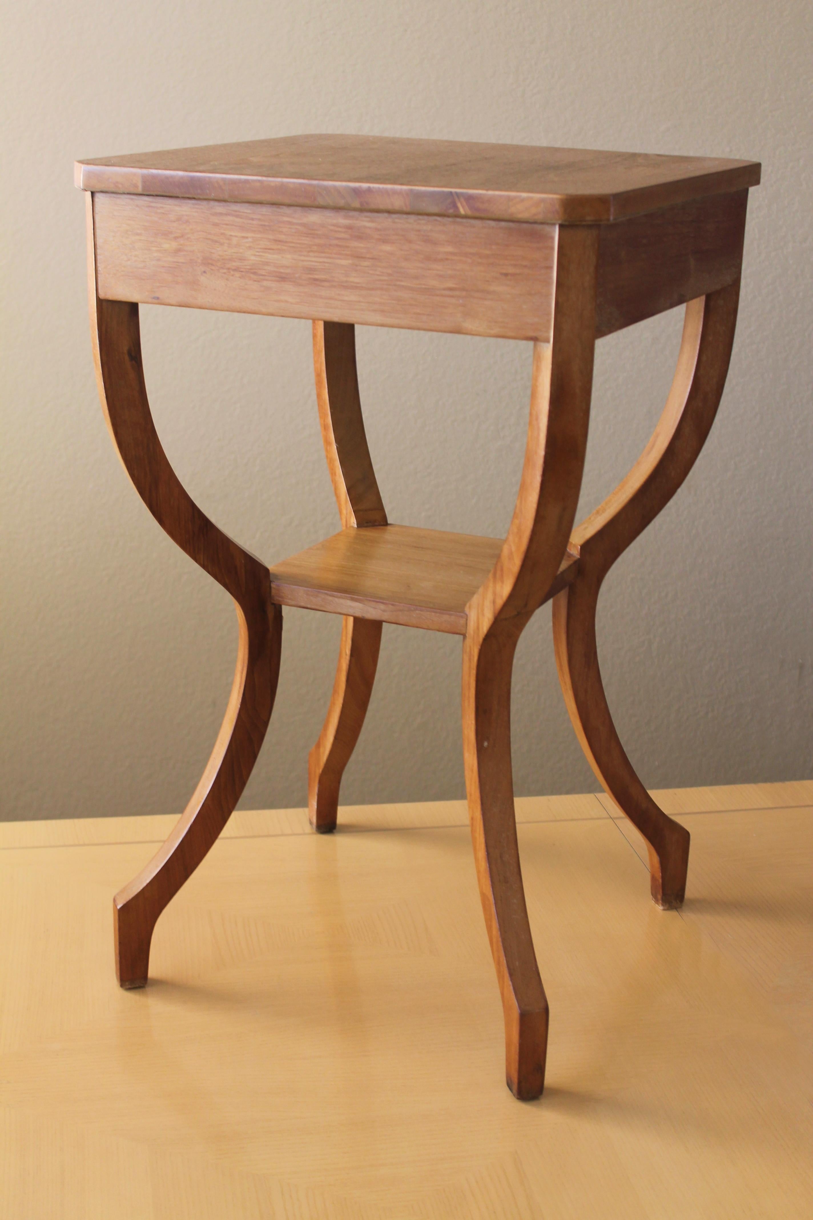 Seltener Jugendstil Jugendstil-Schreibtisch mit einer Schublade Cabriole Louis Majorelle im Angebot 2