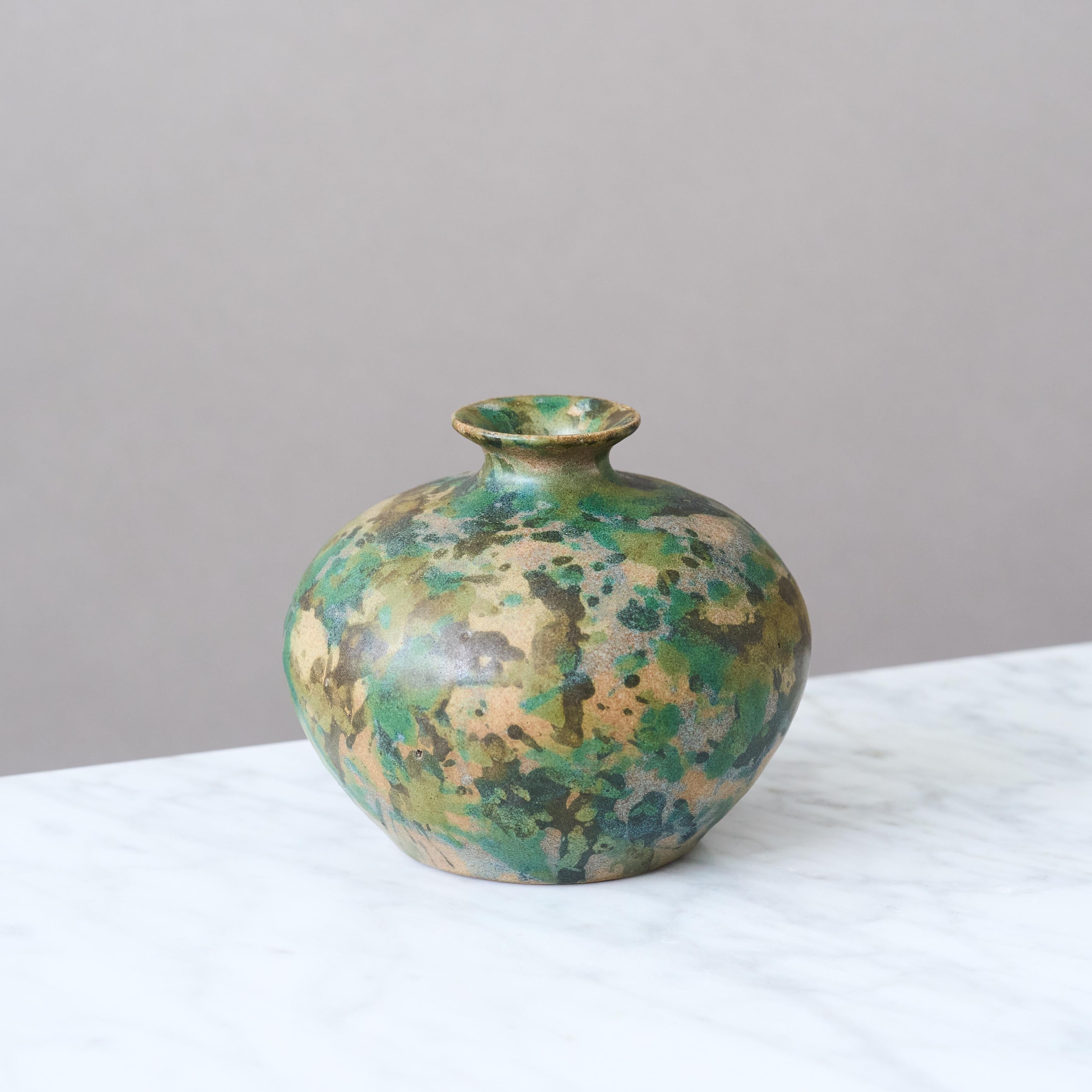 Raro jarrón de cerámica Art Nouveau de Anders Teodor Andersson. Ystad, Suecia, años veinte. siglo XX en venta