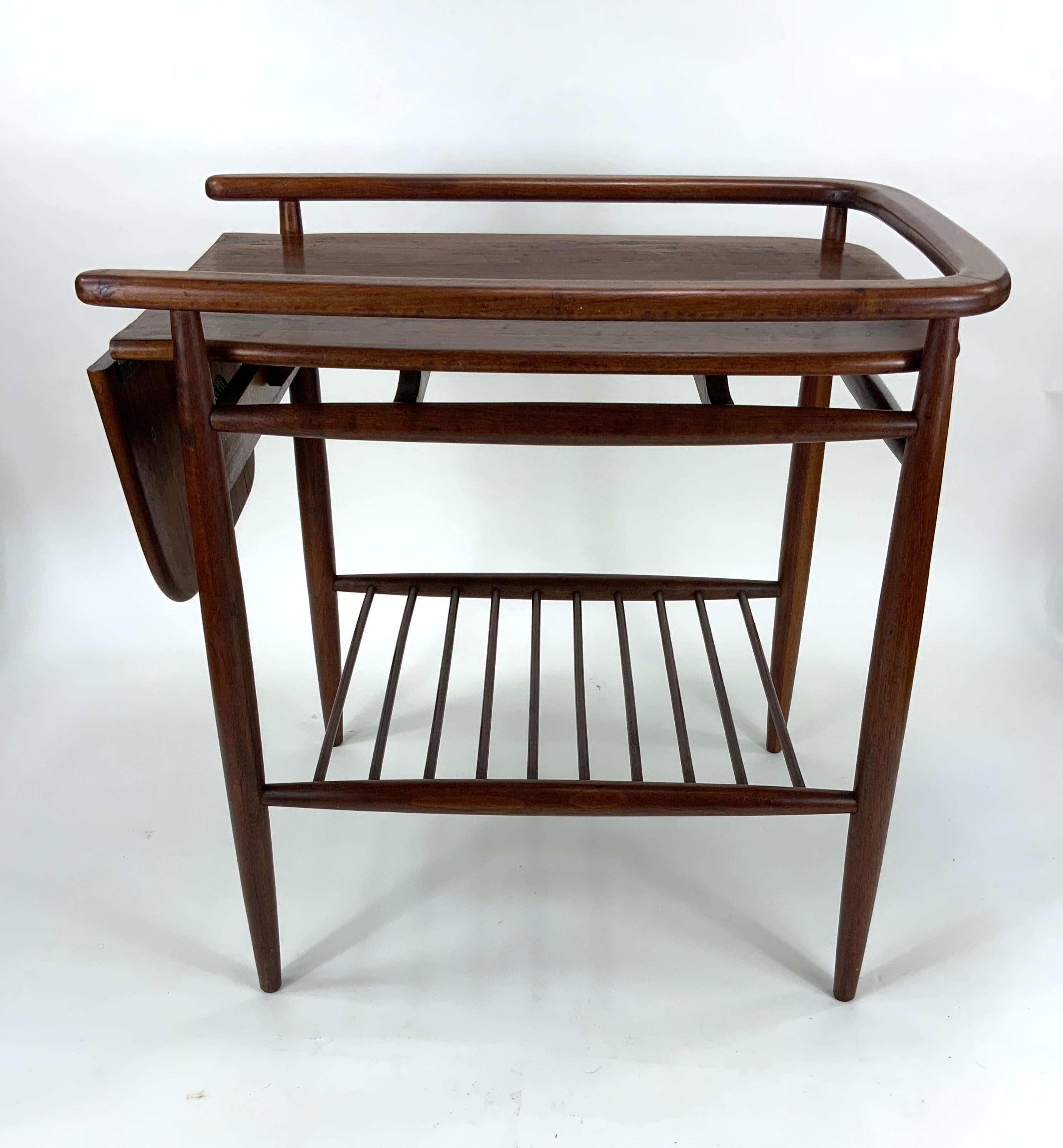 Mid-Century moderno Raro carrello da bar/tè in legno di Arthur Umanoff, anni '50 ca. in vendita