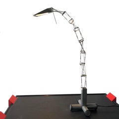 Rare Articulated Sculptural Italian Desk Lamp, 1980s Mid-Century Modern