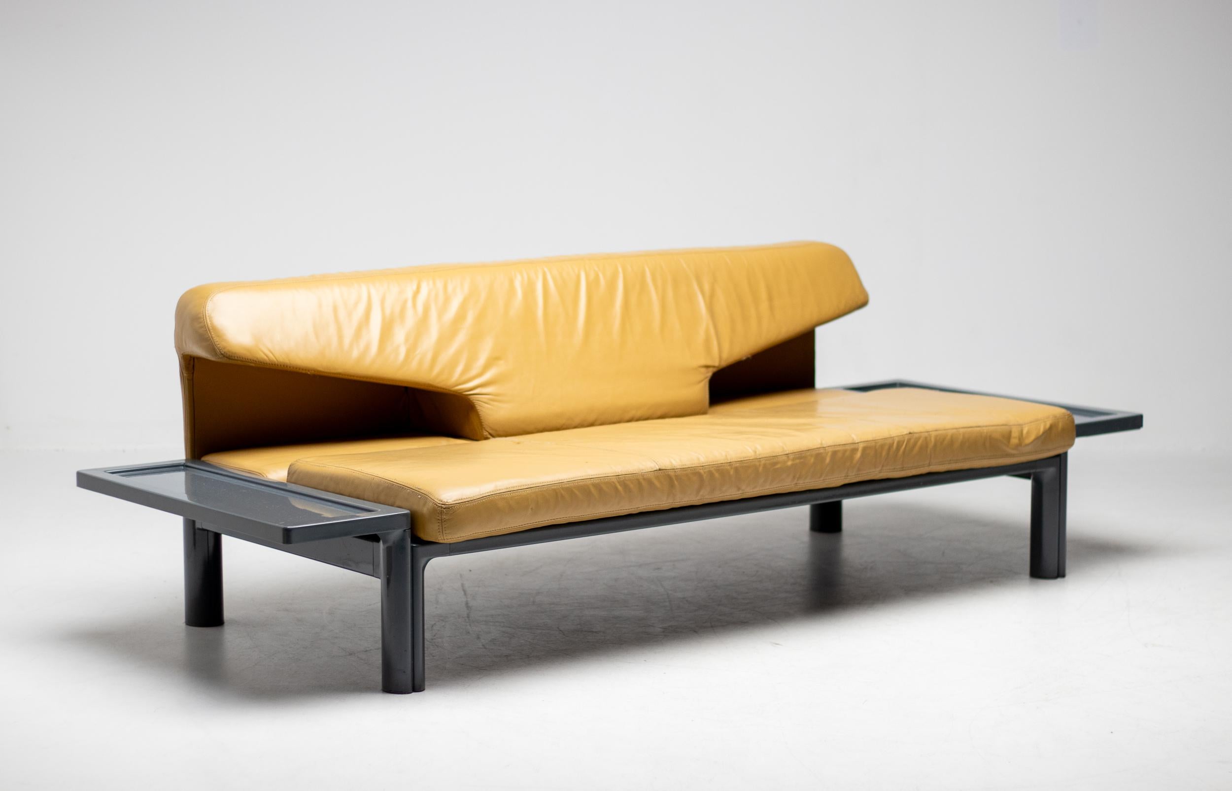 Dutch Rare Artifort 700 Setsu Sofa  For Sale