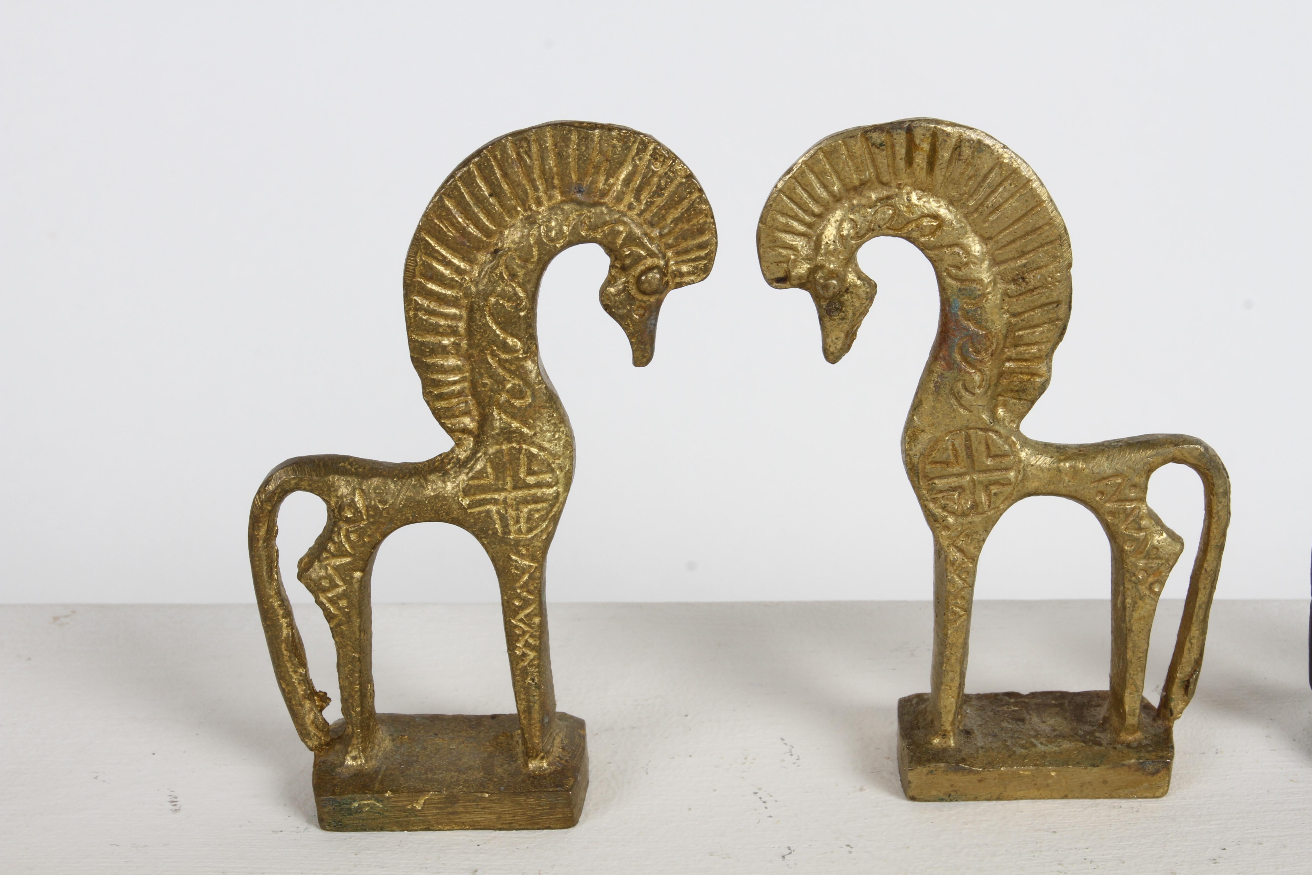 Rare ensemble d'échecs artisanal Christoforus Sklavenitis « Minoan » en bronze de la Grèce antique en vente 9