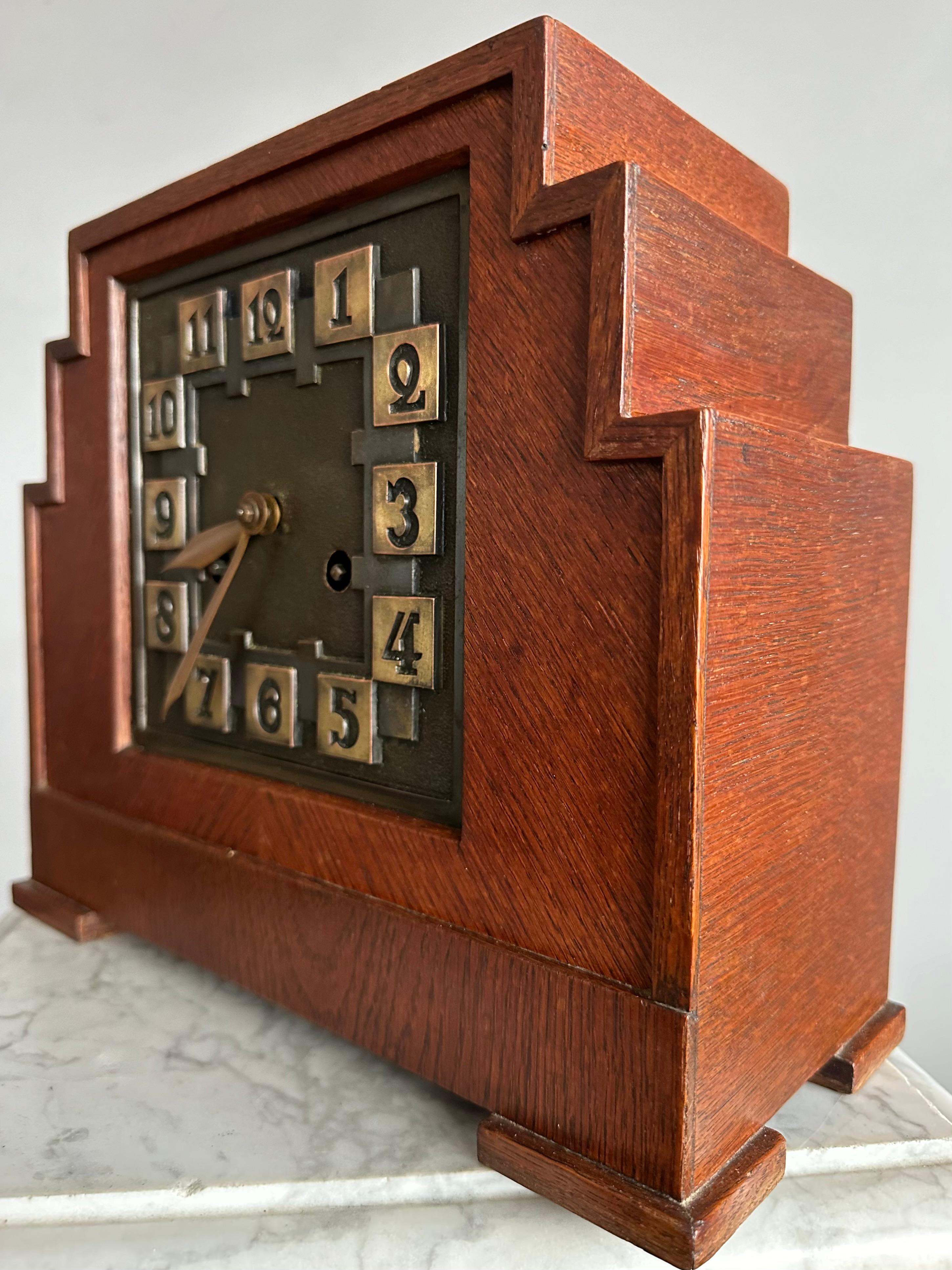 Rare Arts & Crafts Amsterdam School Geometrical Design Oak Mantel Pendulum Clock For Sale 6