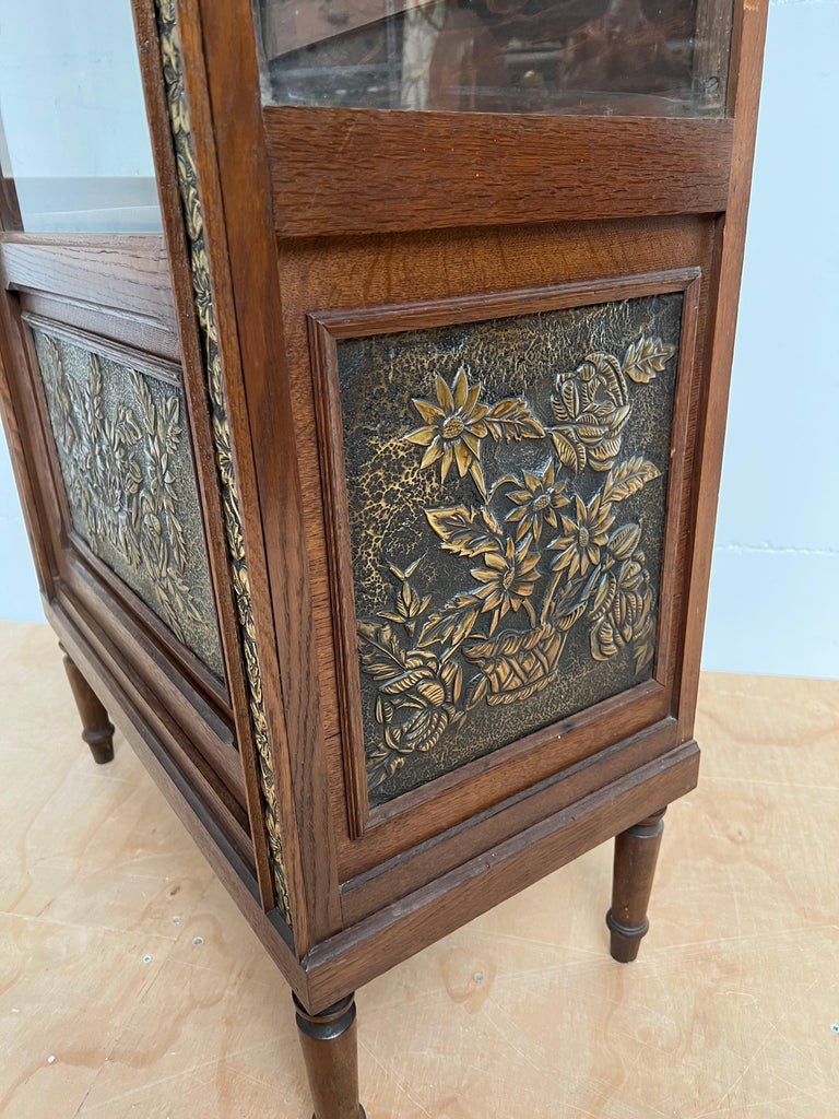 Rare Arts & Crafts Oak Display Cabinet / Vitrine with Embossed Brass Decorations For Sale 7