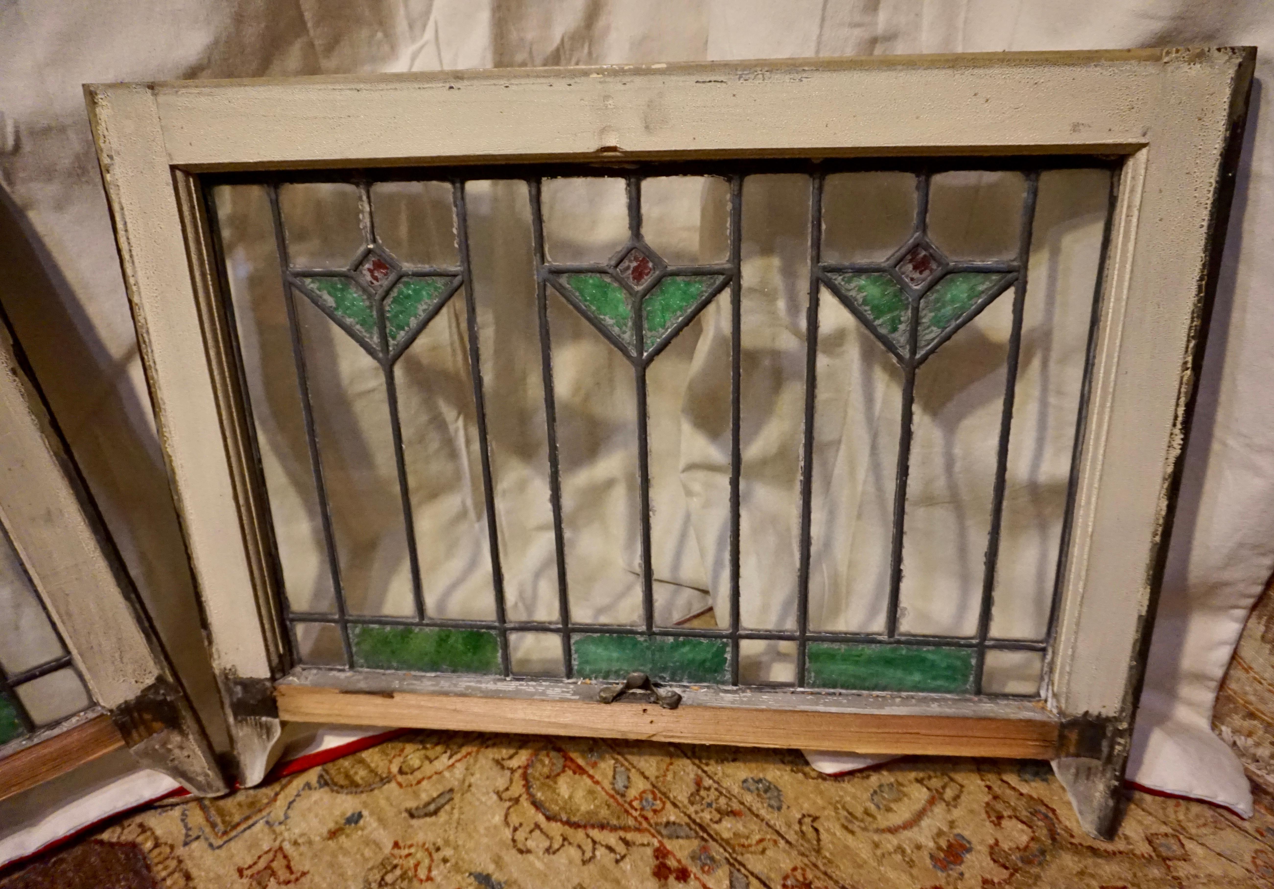 Rare Arts & Crafts Stained Glass Windows with Two-Tone Geometric Floral Theme For Sale 4