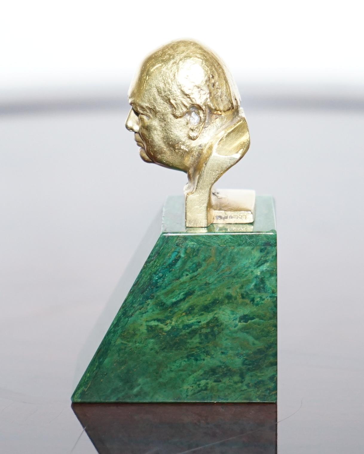 Asprey & Co. rare buste de Winston Churchill en or 18 carats de Oscar Nemon, 1967 Unisexe en vente