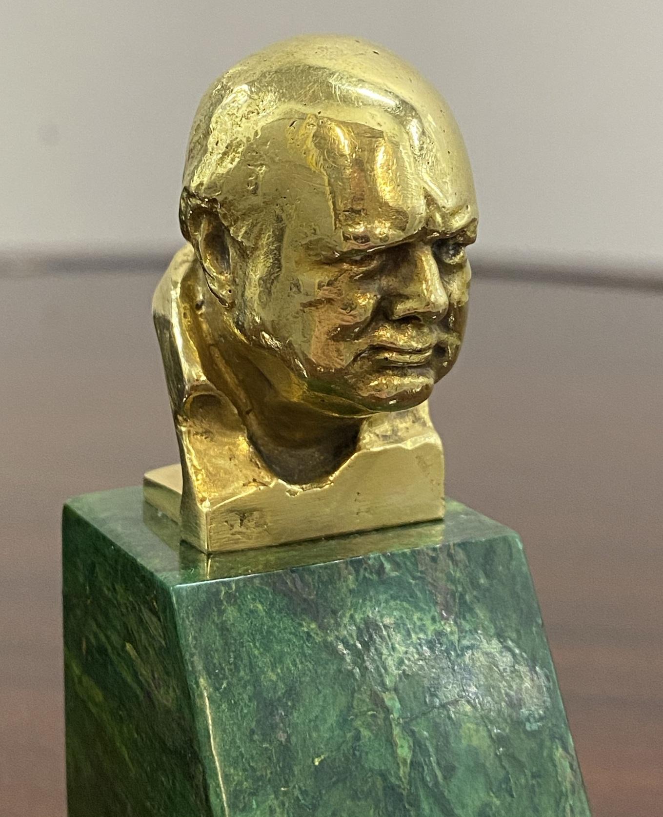 Rare Asprey & Co Oscar Nemon 1967 18ct Gold Minature Bust of Winston Churchill 2