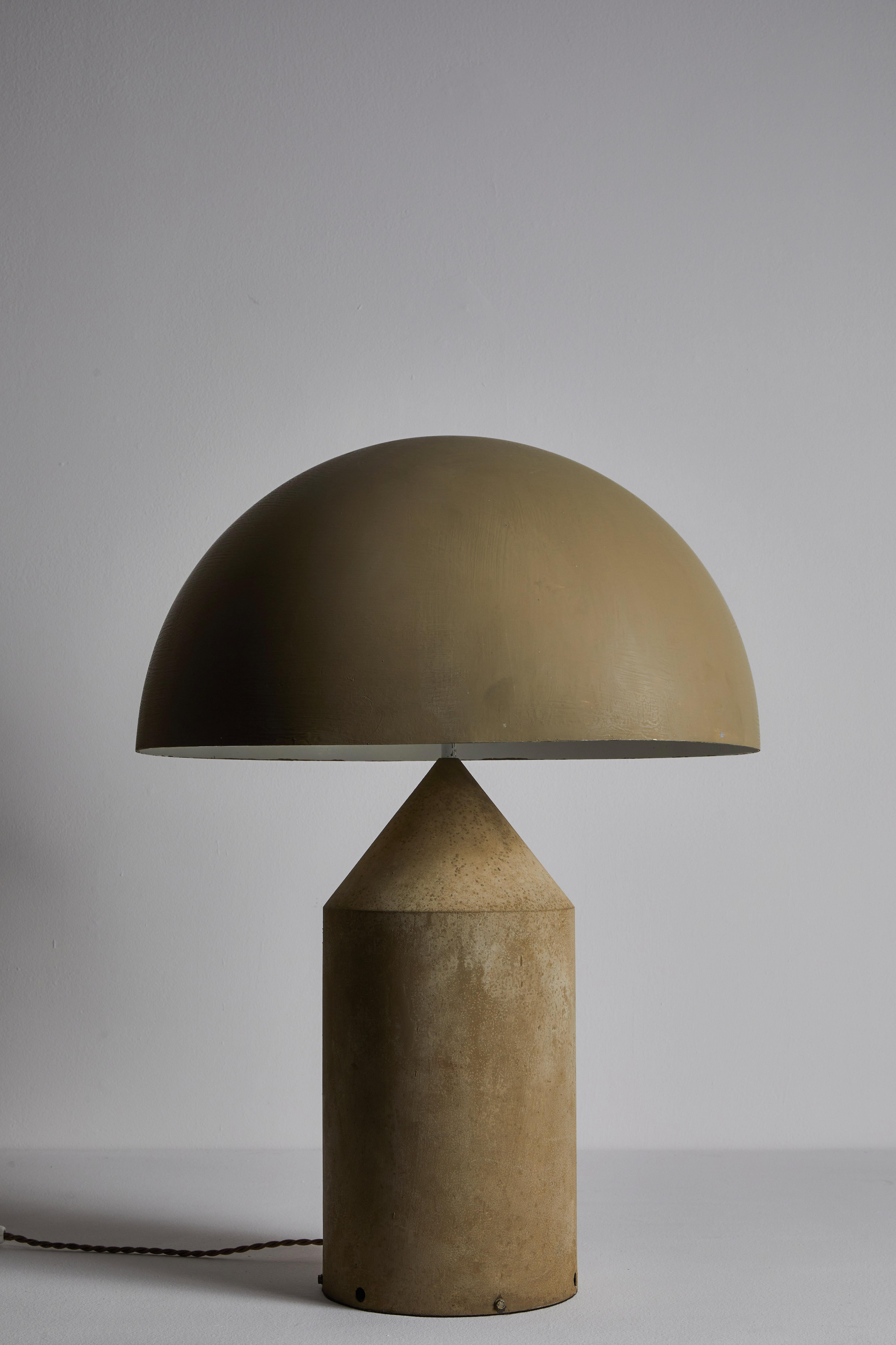 Rare Atollo Table Lamp by Vico Magistretti for Oluce In Fair Condition In Los Angeles, CA